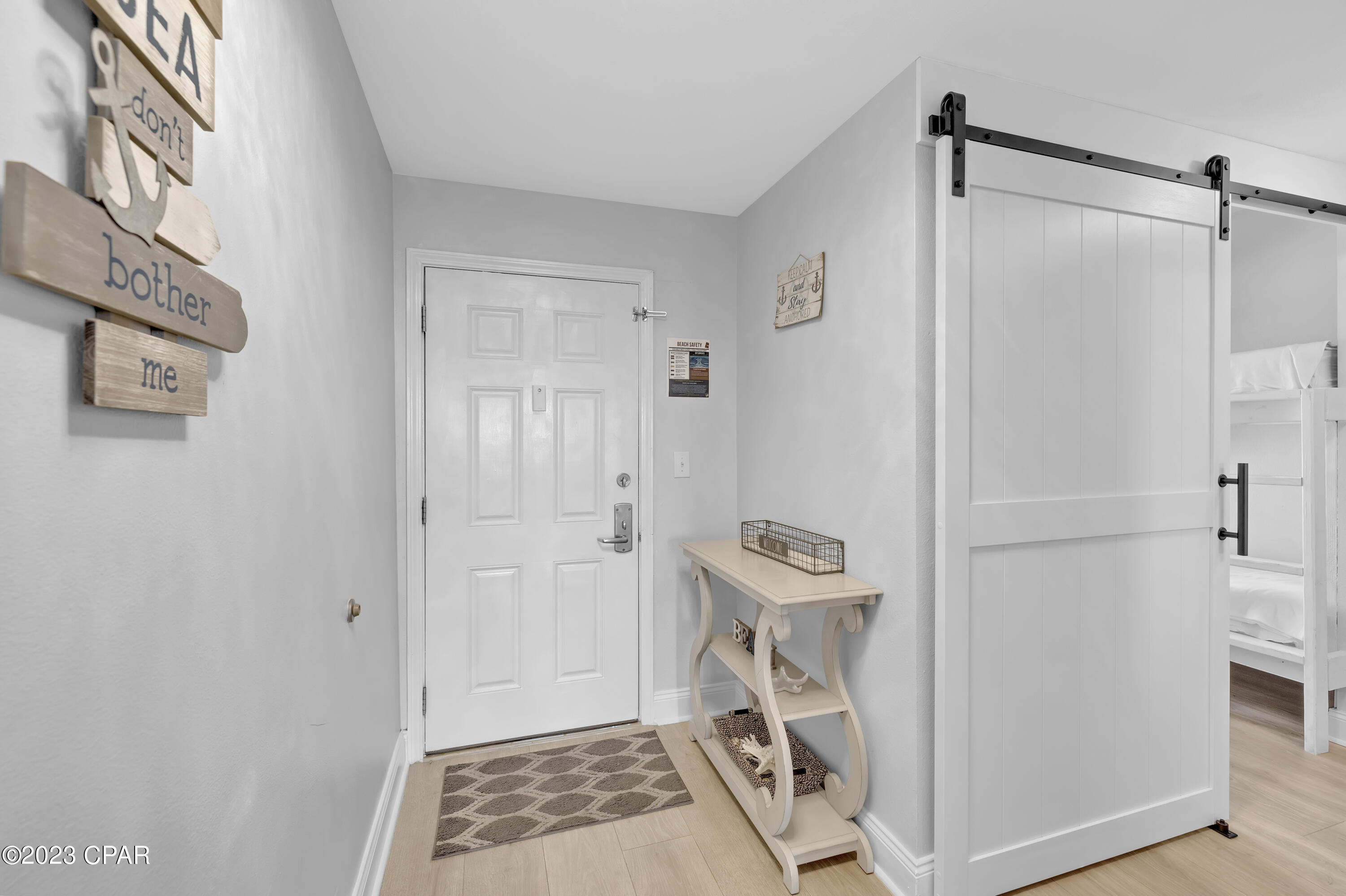 9902 S Thomas Drive 1528