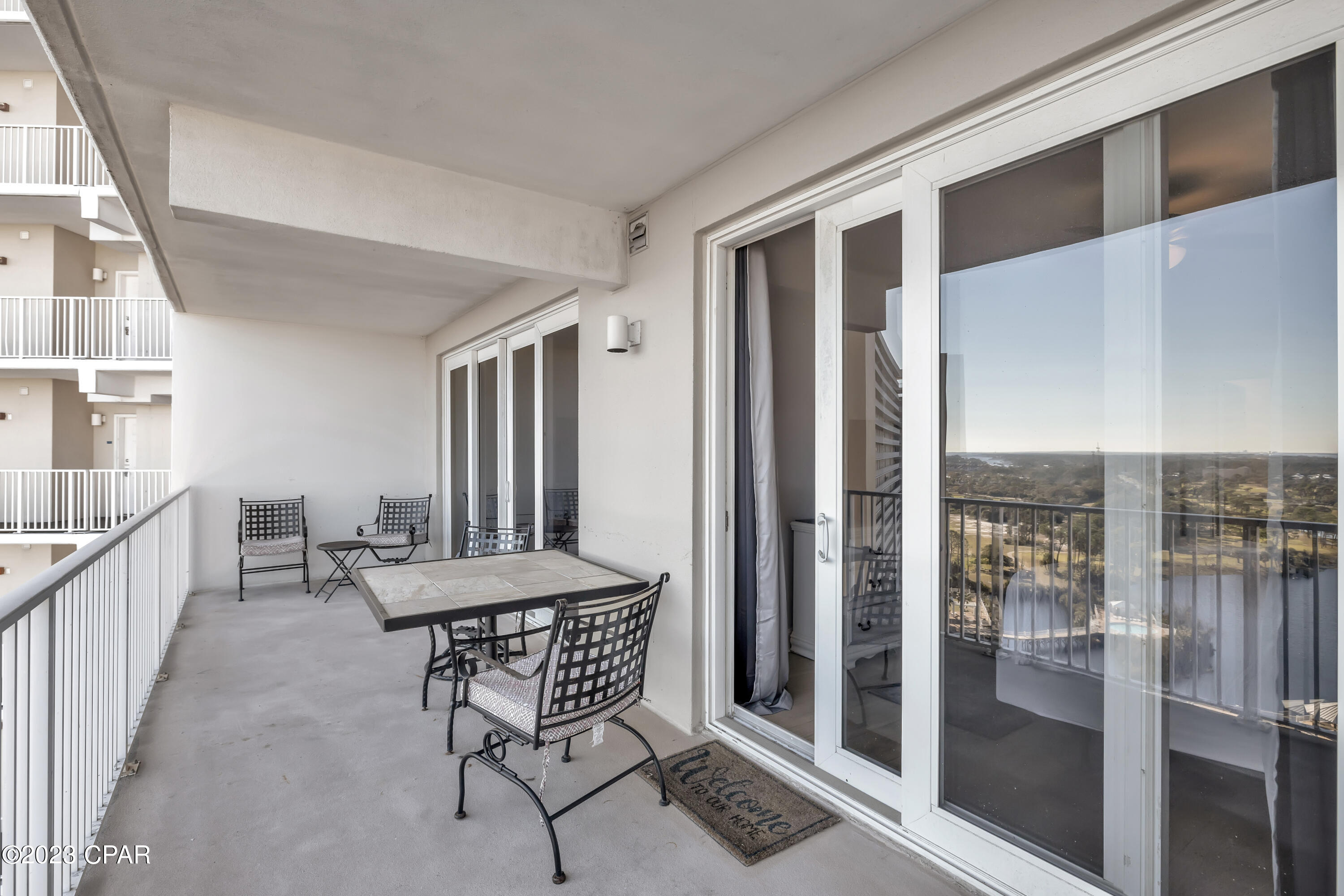 9902 S Thomas Drive 1528