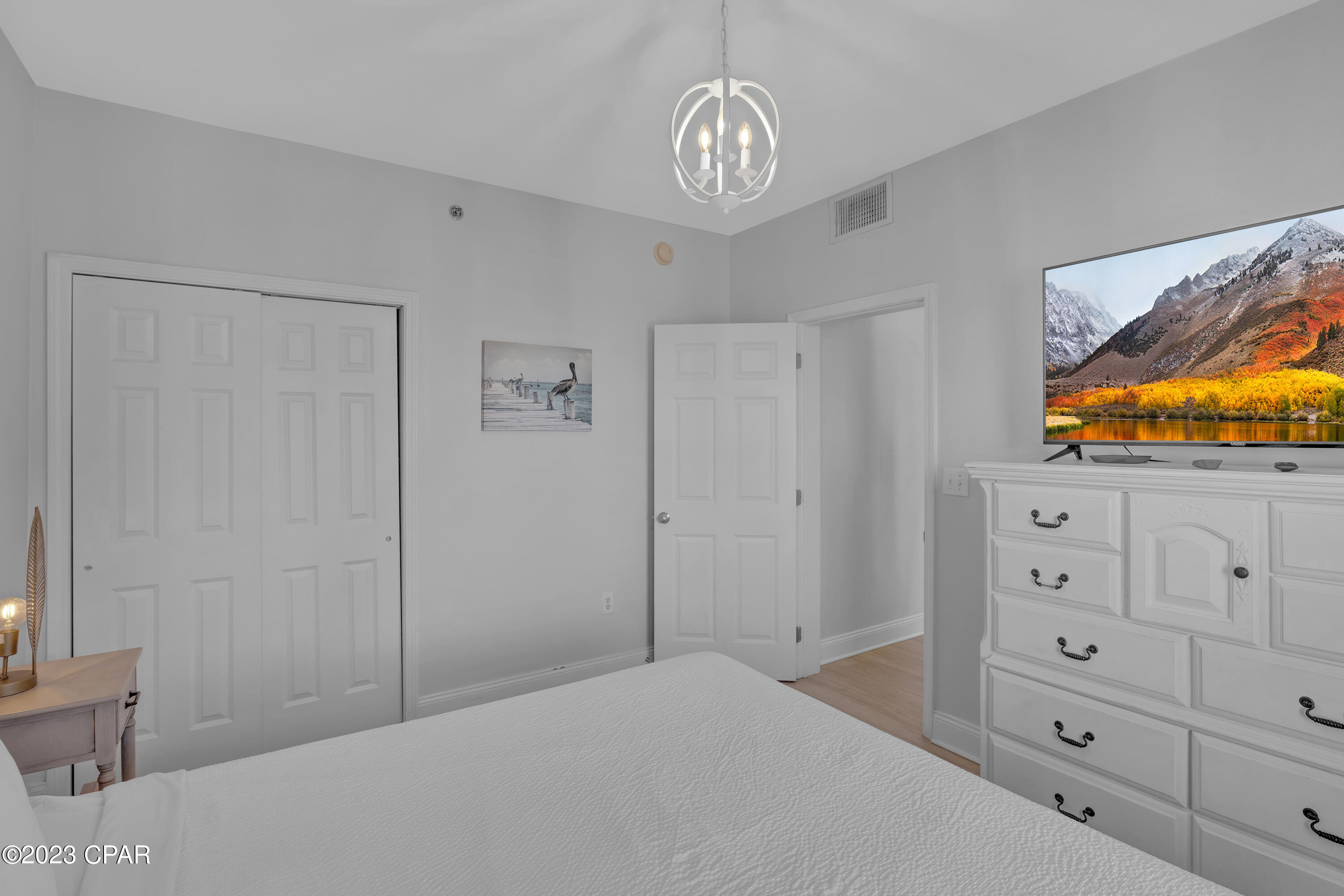 9902 S Thomas Drive 1528