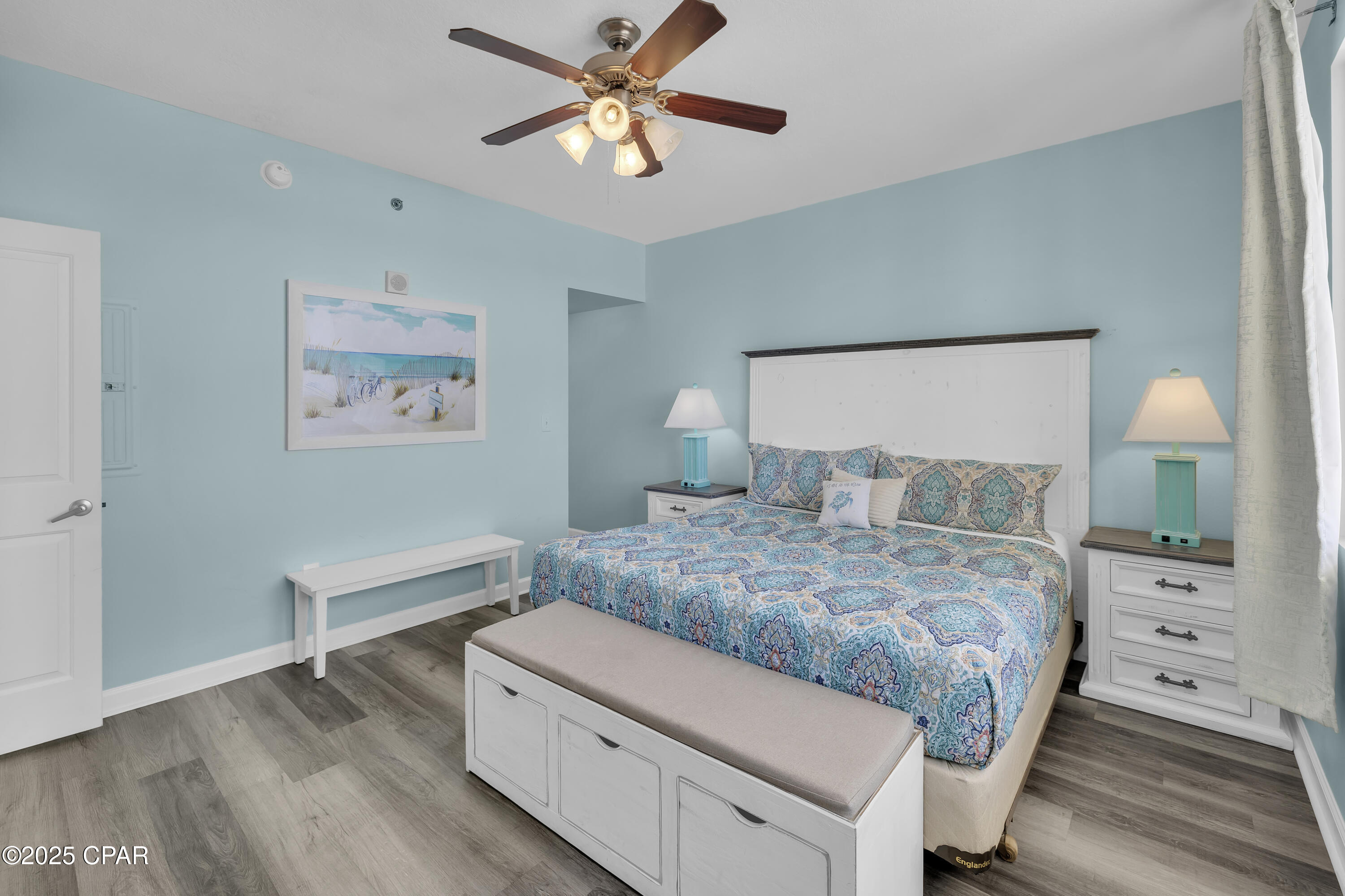 9900 S Thomas Drive 811