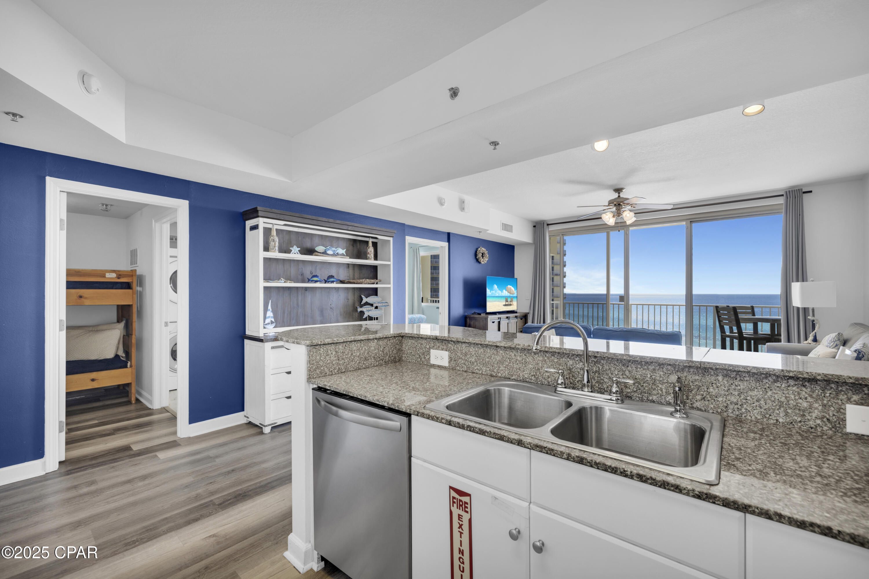 9900 S Thomas Drive 811