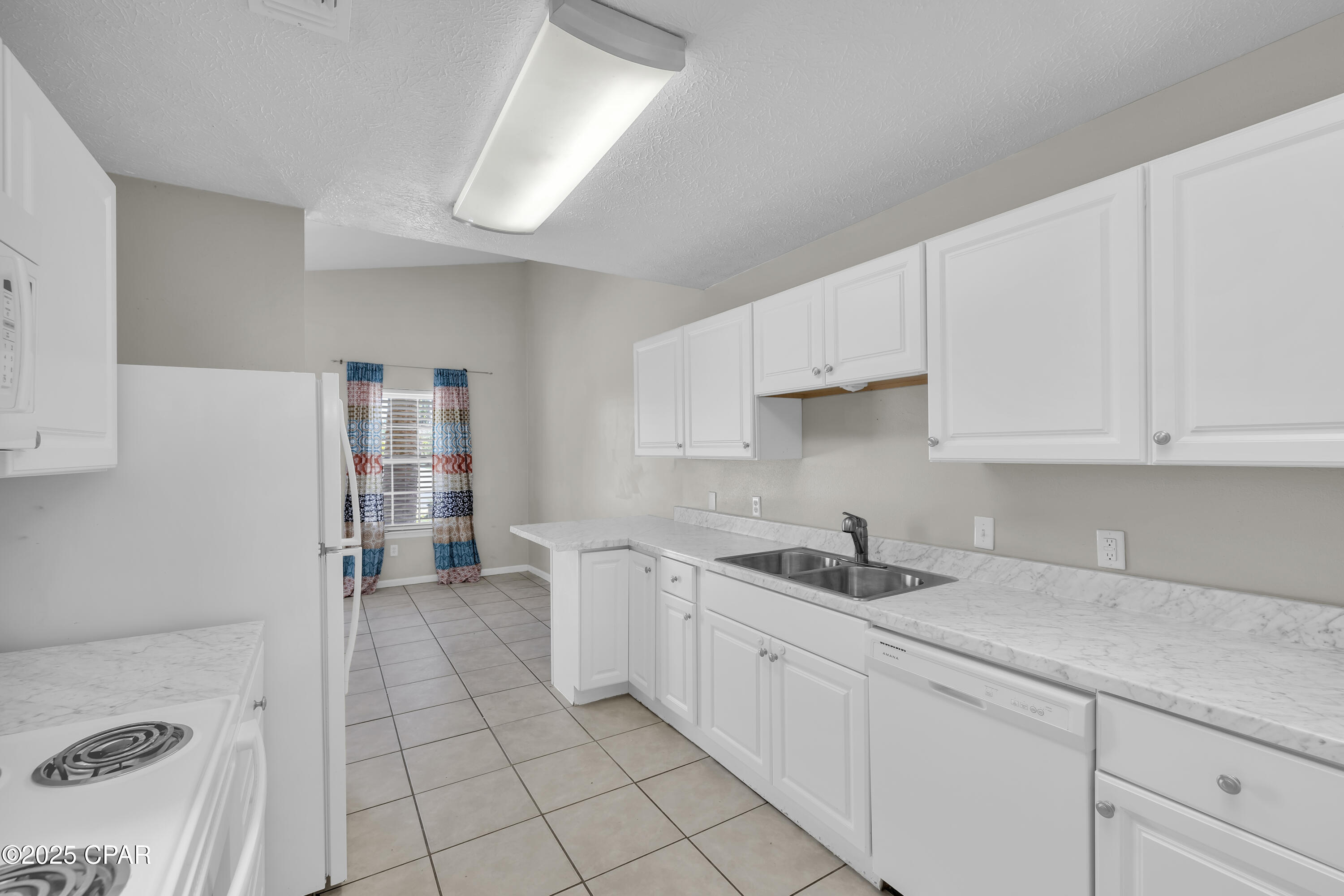 7331-7333 Sunset Avenue