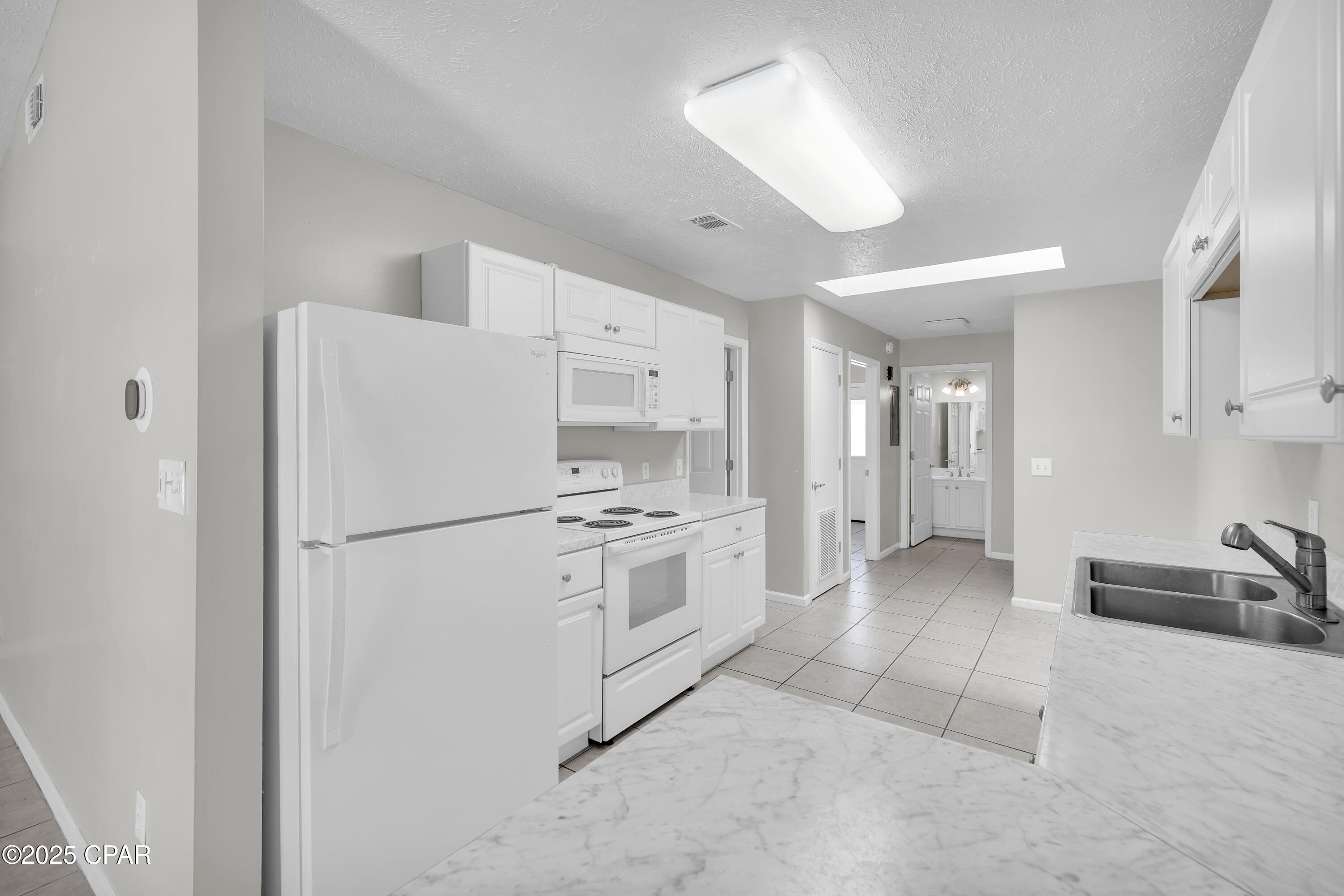 7331-7333 Sunset Avenue