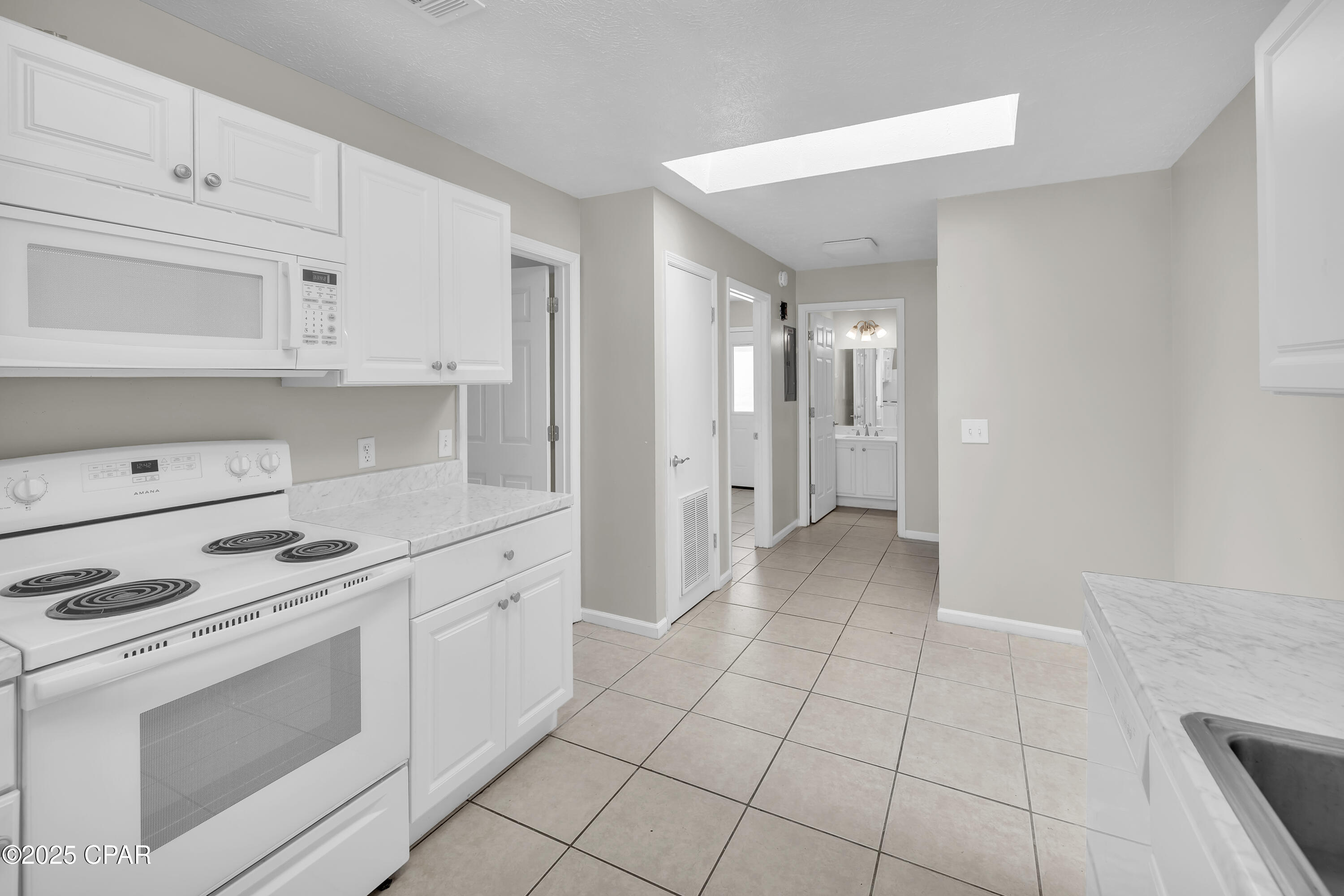 7331-7333 Sunset Avenue