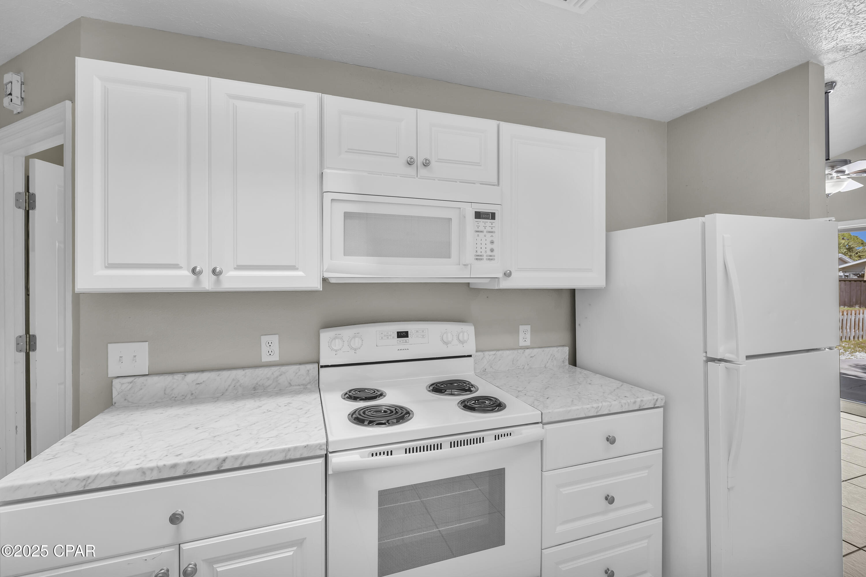 7331-7333 Sunset Avenue