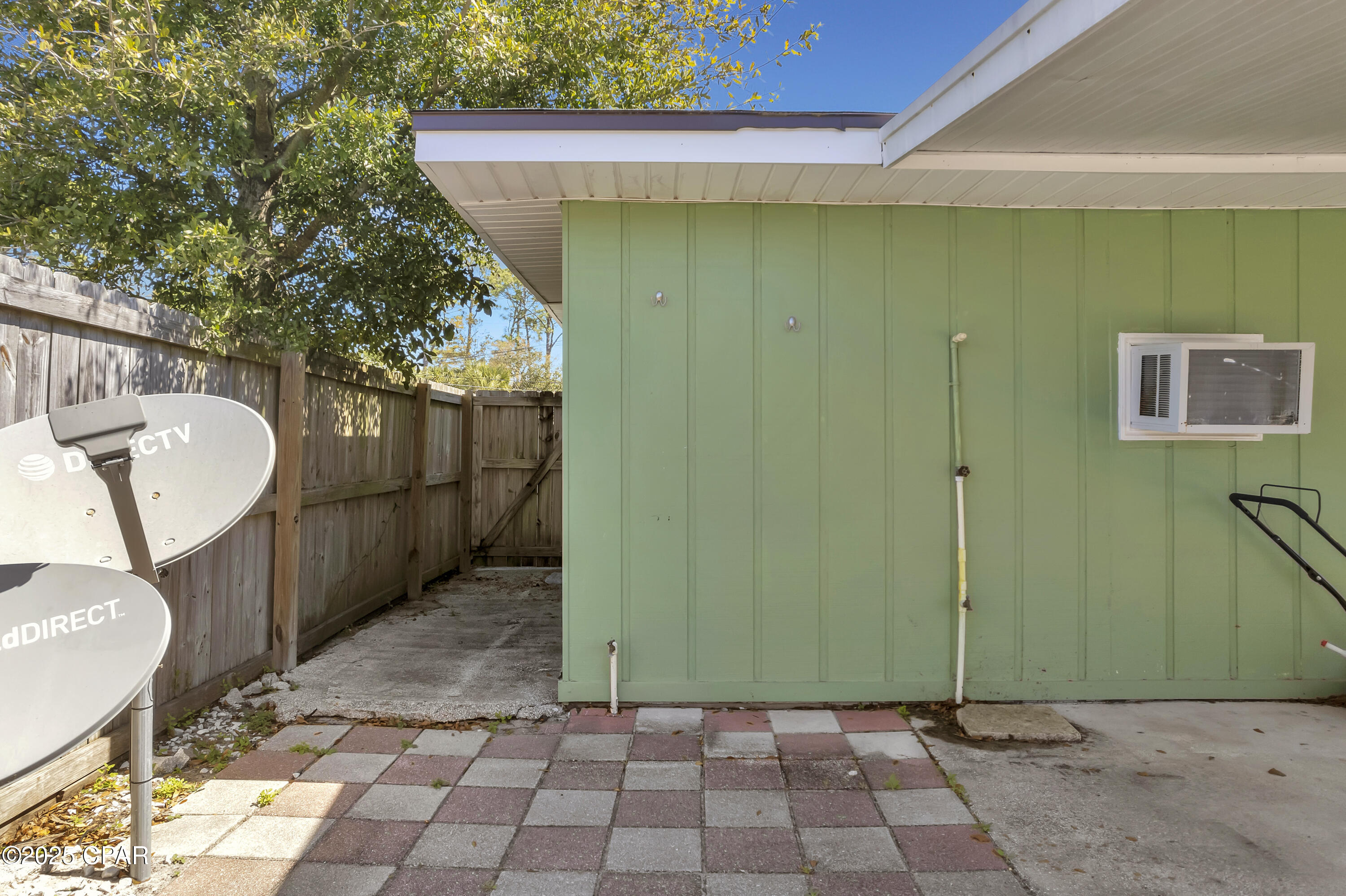 5501 Lagoon Way
