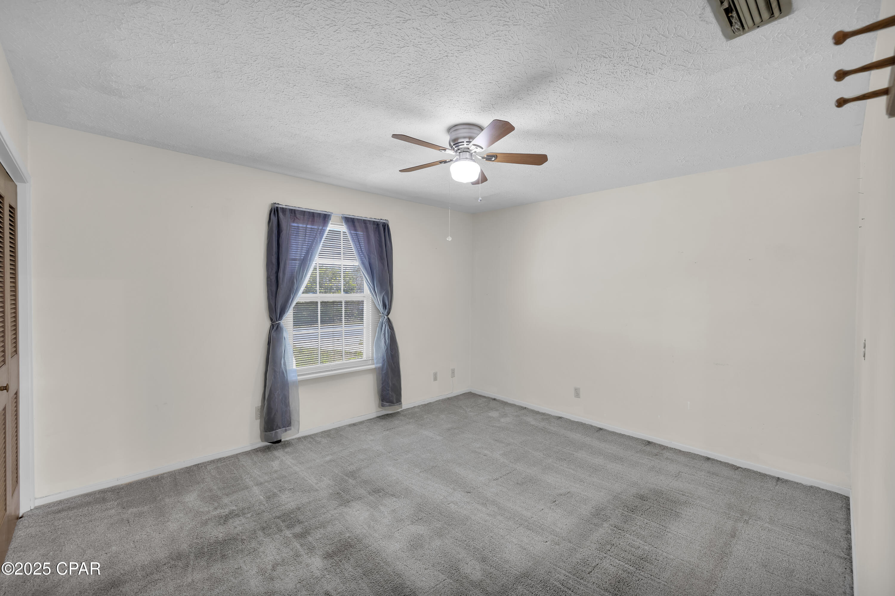 5501 Lagoon Way