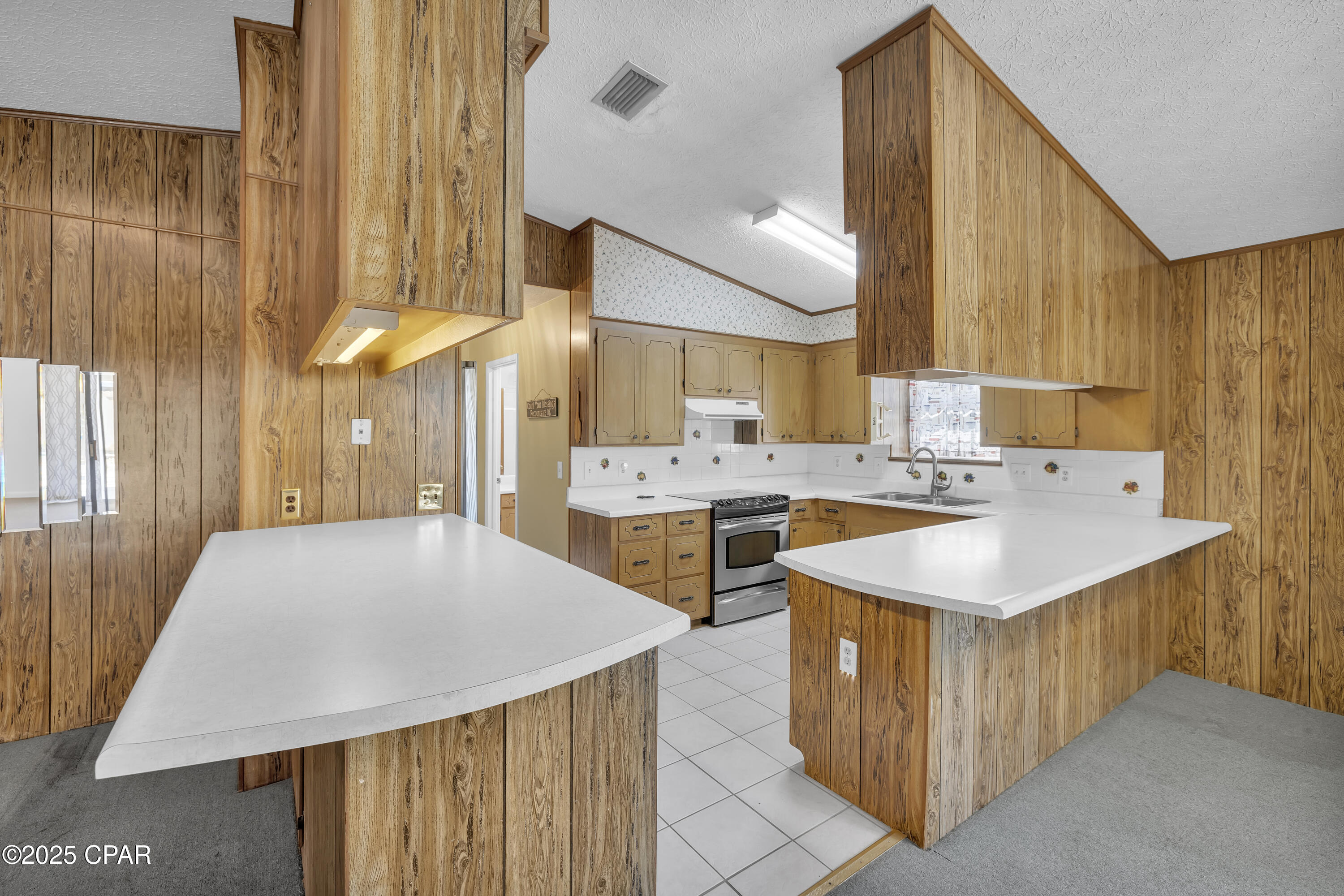 5501 Lagoon Way