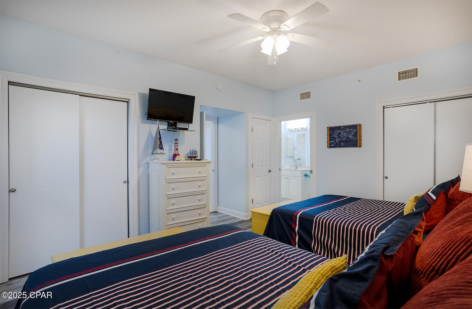 9450 S Thomas Drive 1702B