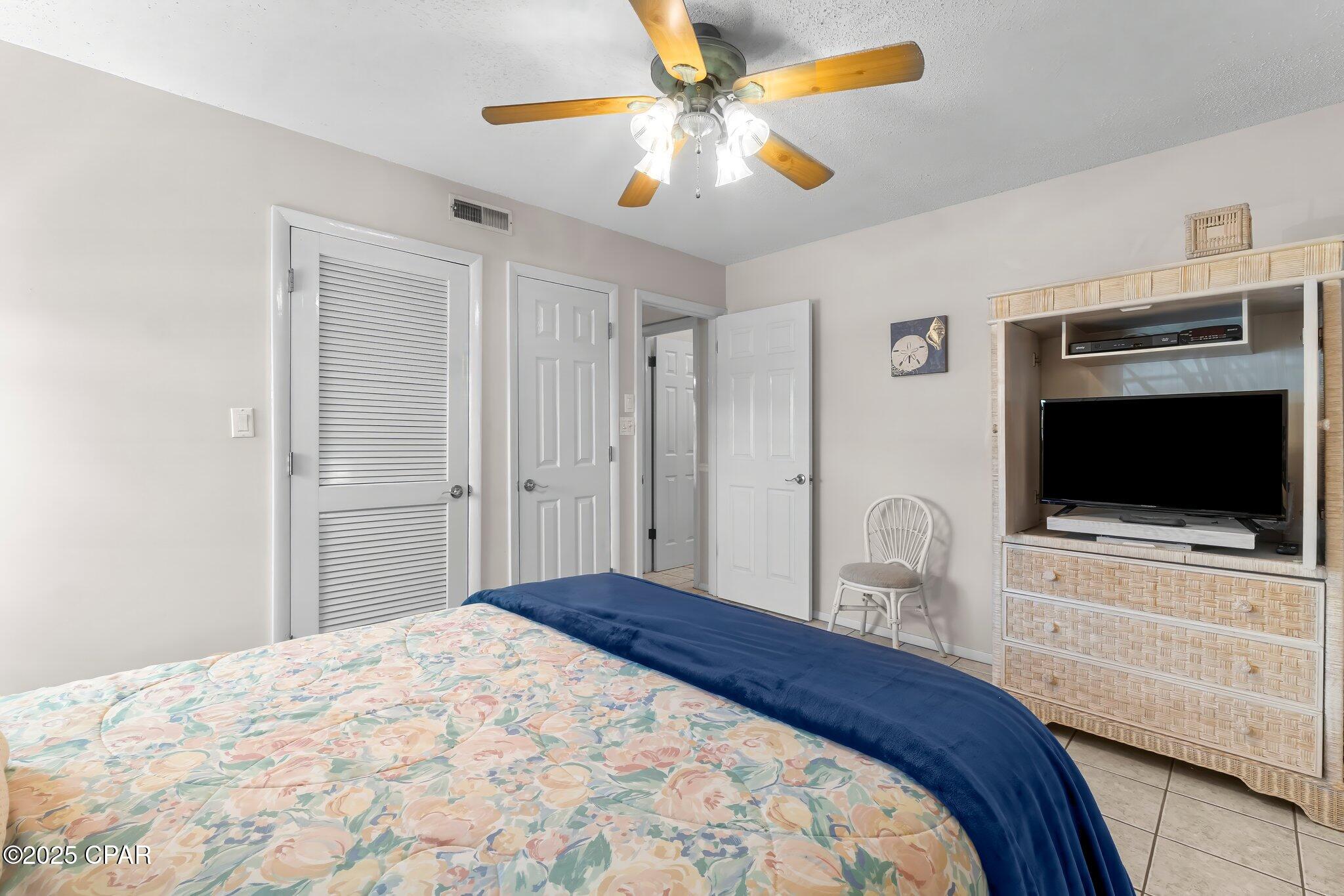 17462 Front Beach Road 13C4