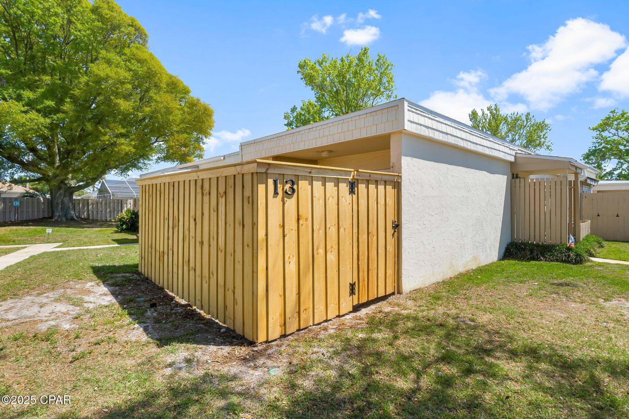 17462 Front Beach Road 13C4