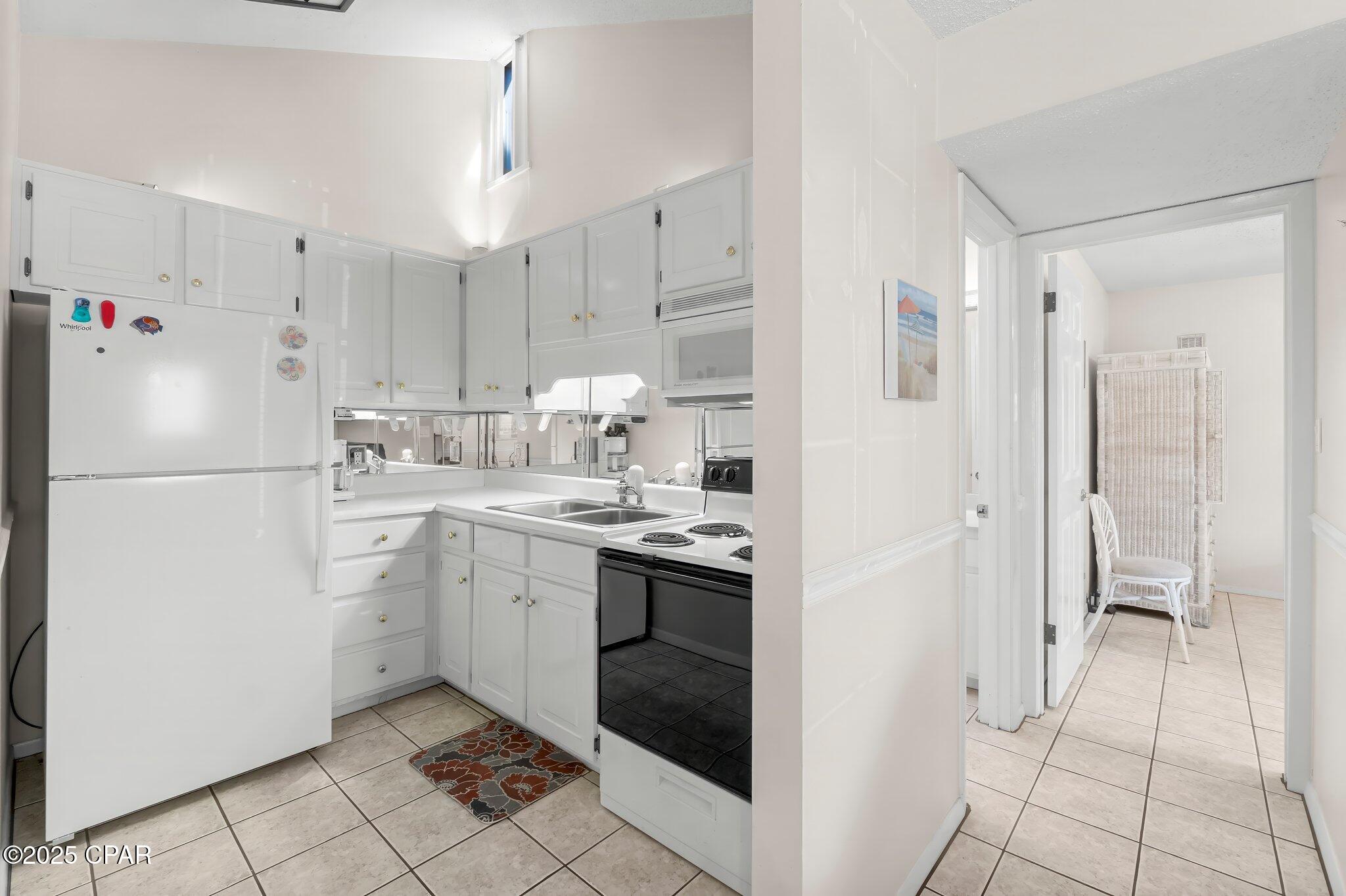 17462 Front Beach Road 13C4