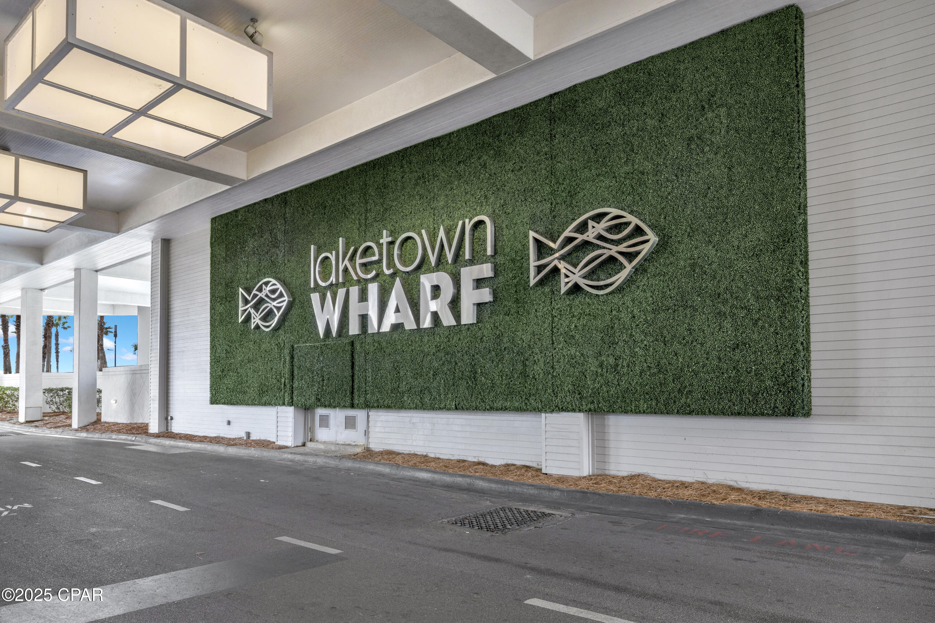 9860 S Thomas Drive 1604