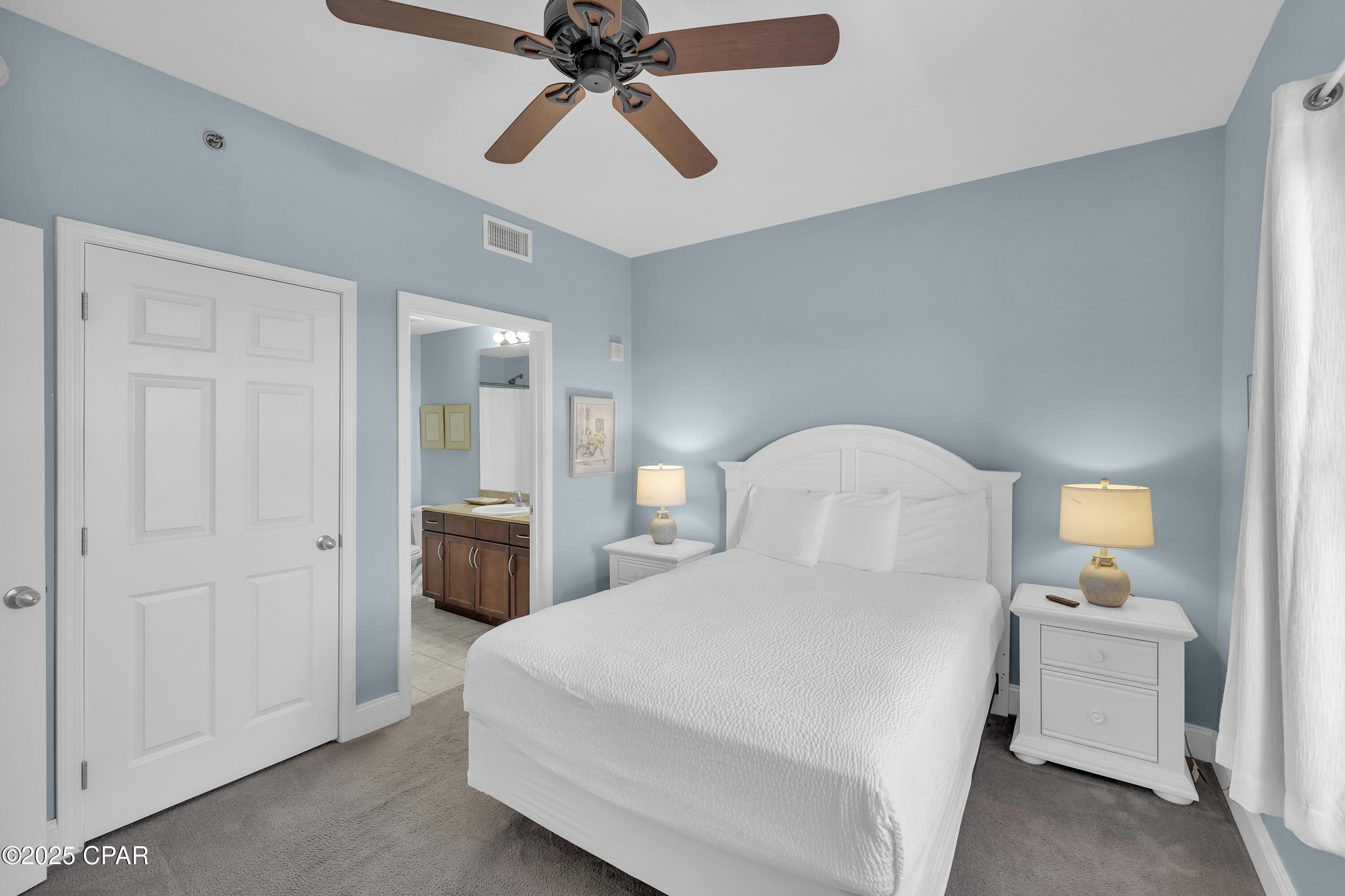 9860 S Thomas Drive 1604