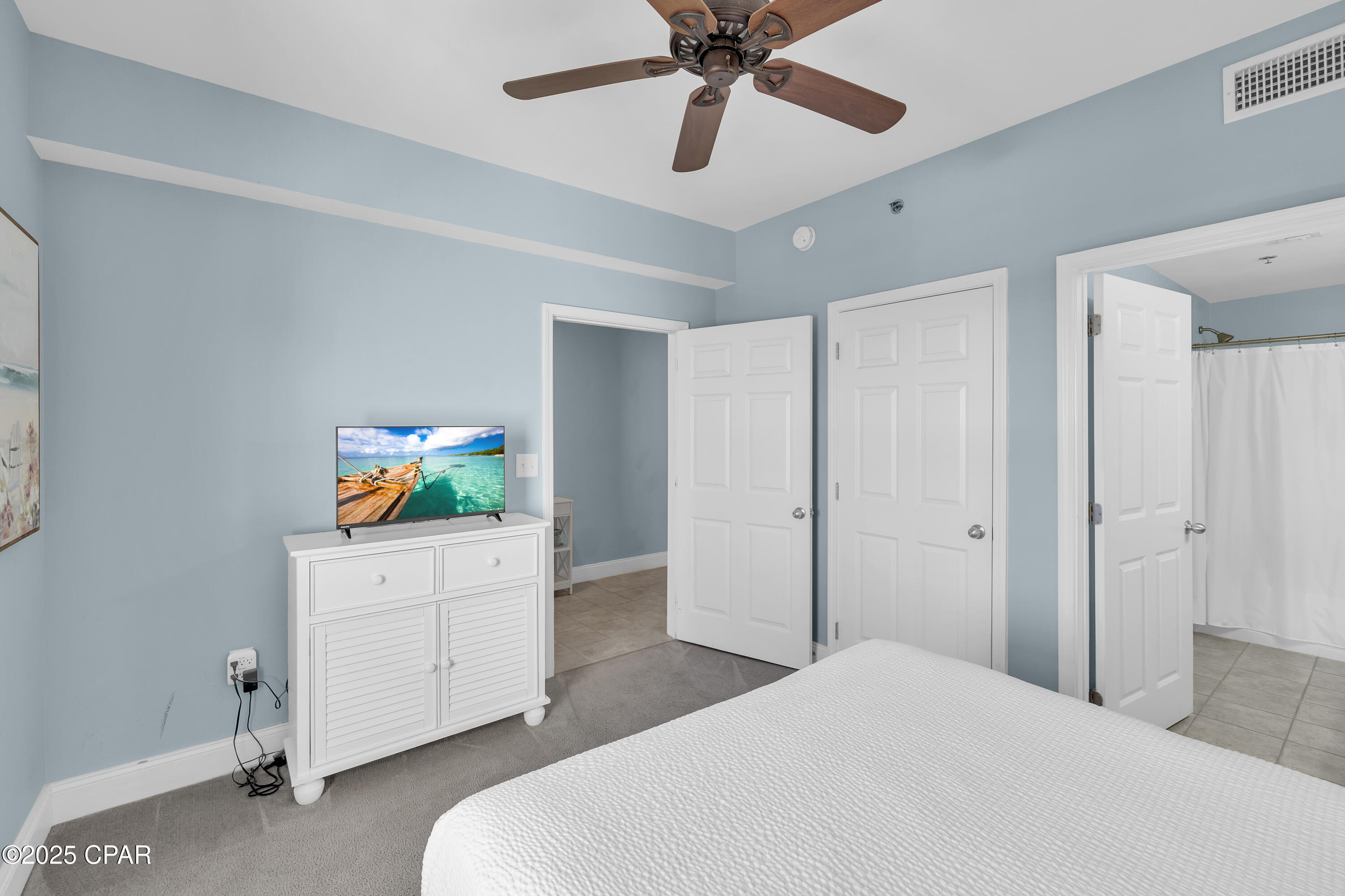 9860 S Thomas Drive 1604