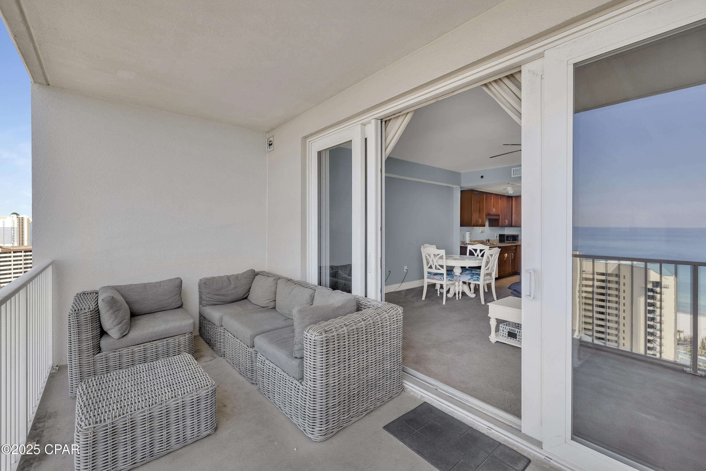 9860 S Thomas Drive 1604