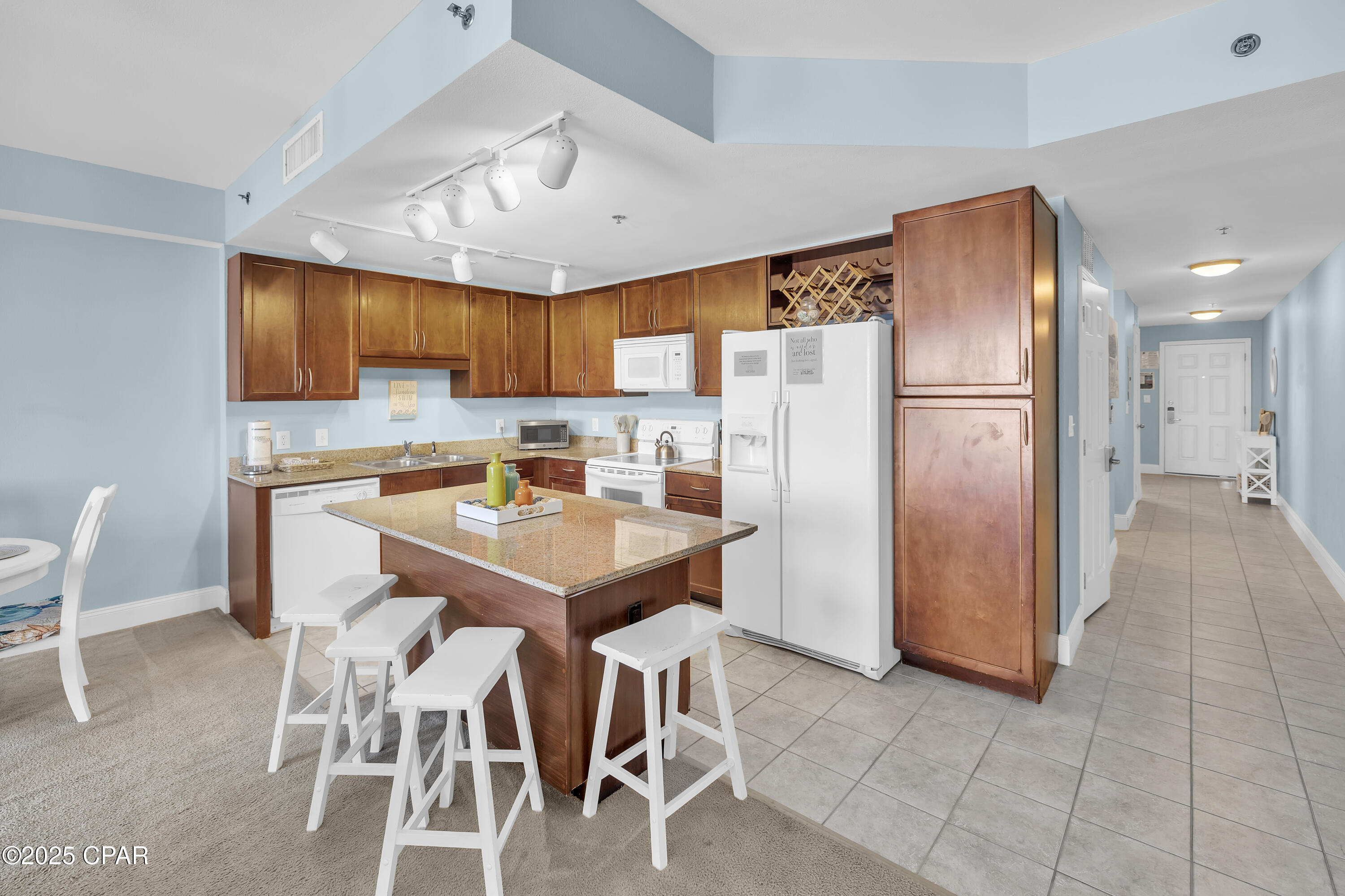 9860 S Thomas Drive 1604