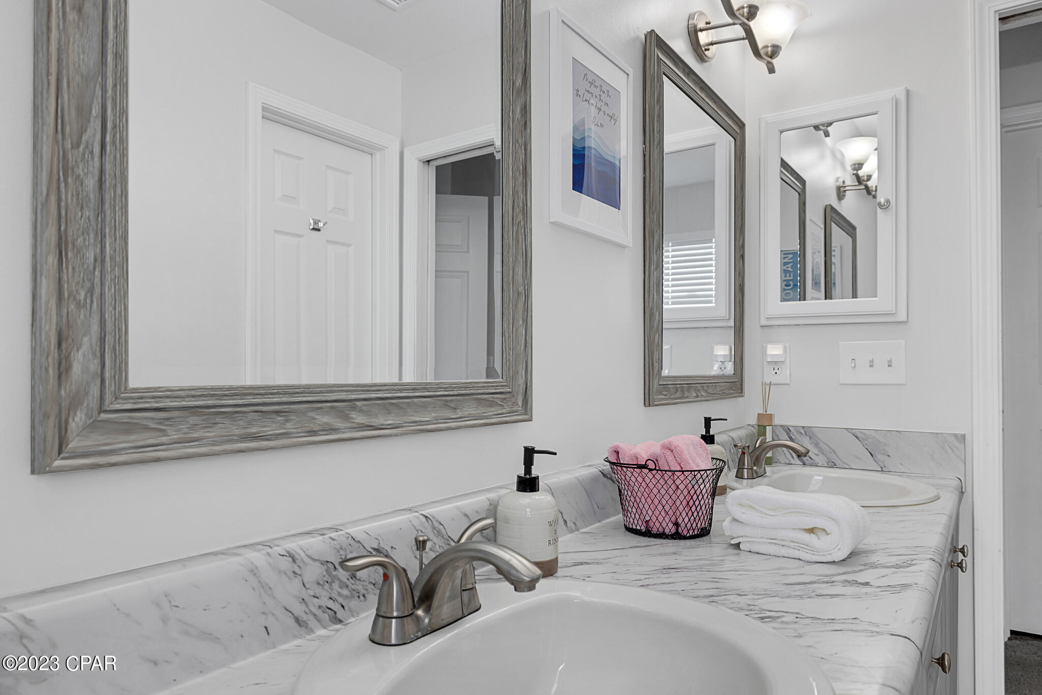 11607 Sand Castle Lane