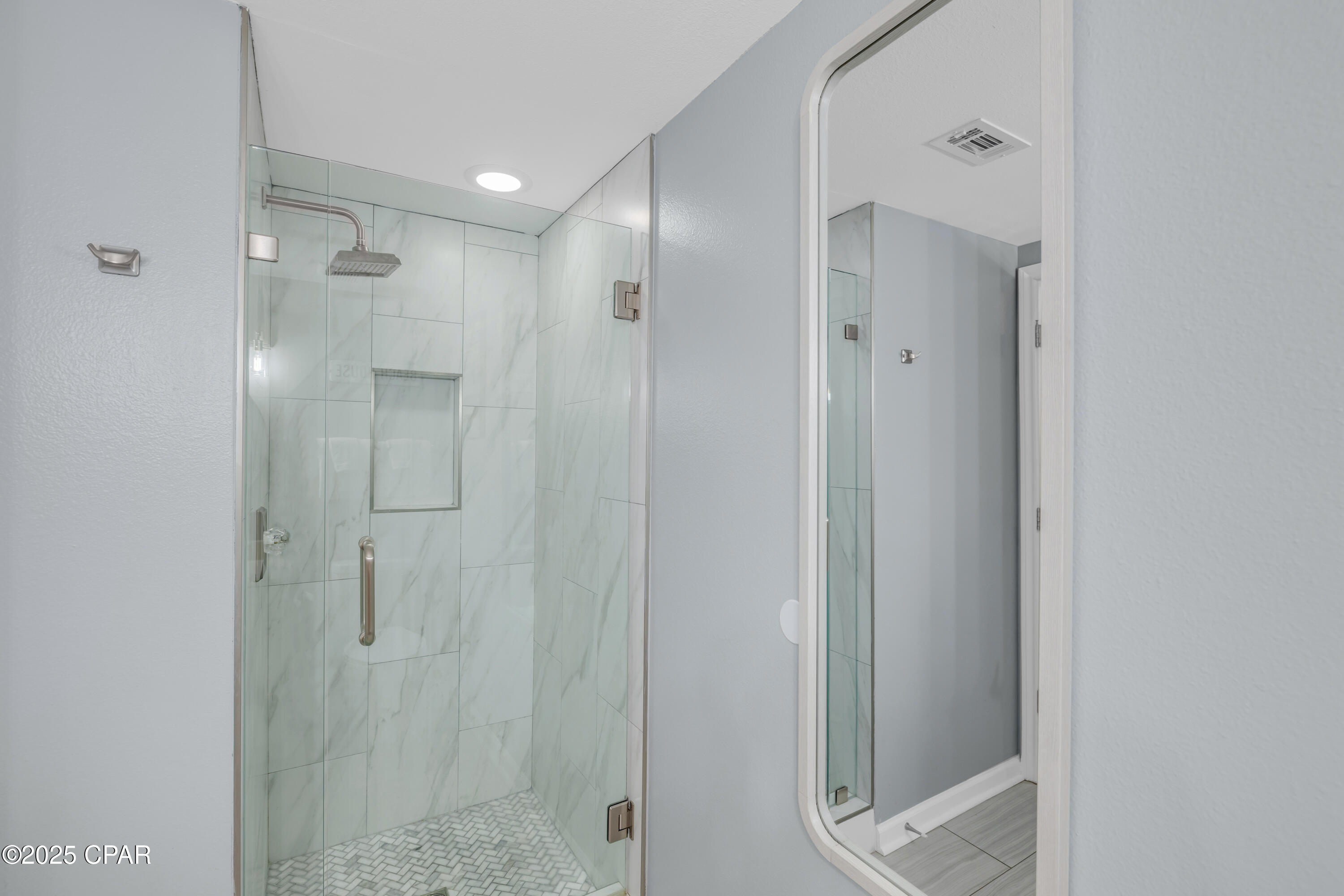 9900 S Thomas Drive 1025