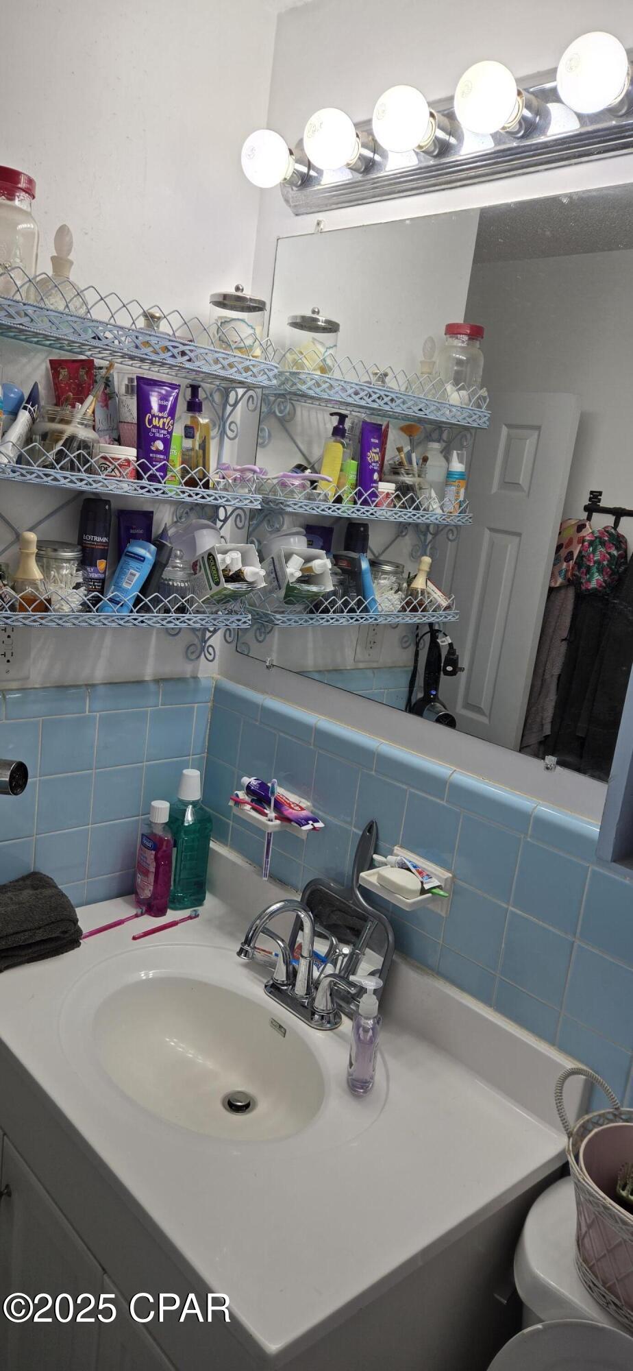 5901 Magnolia Beach Road