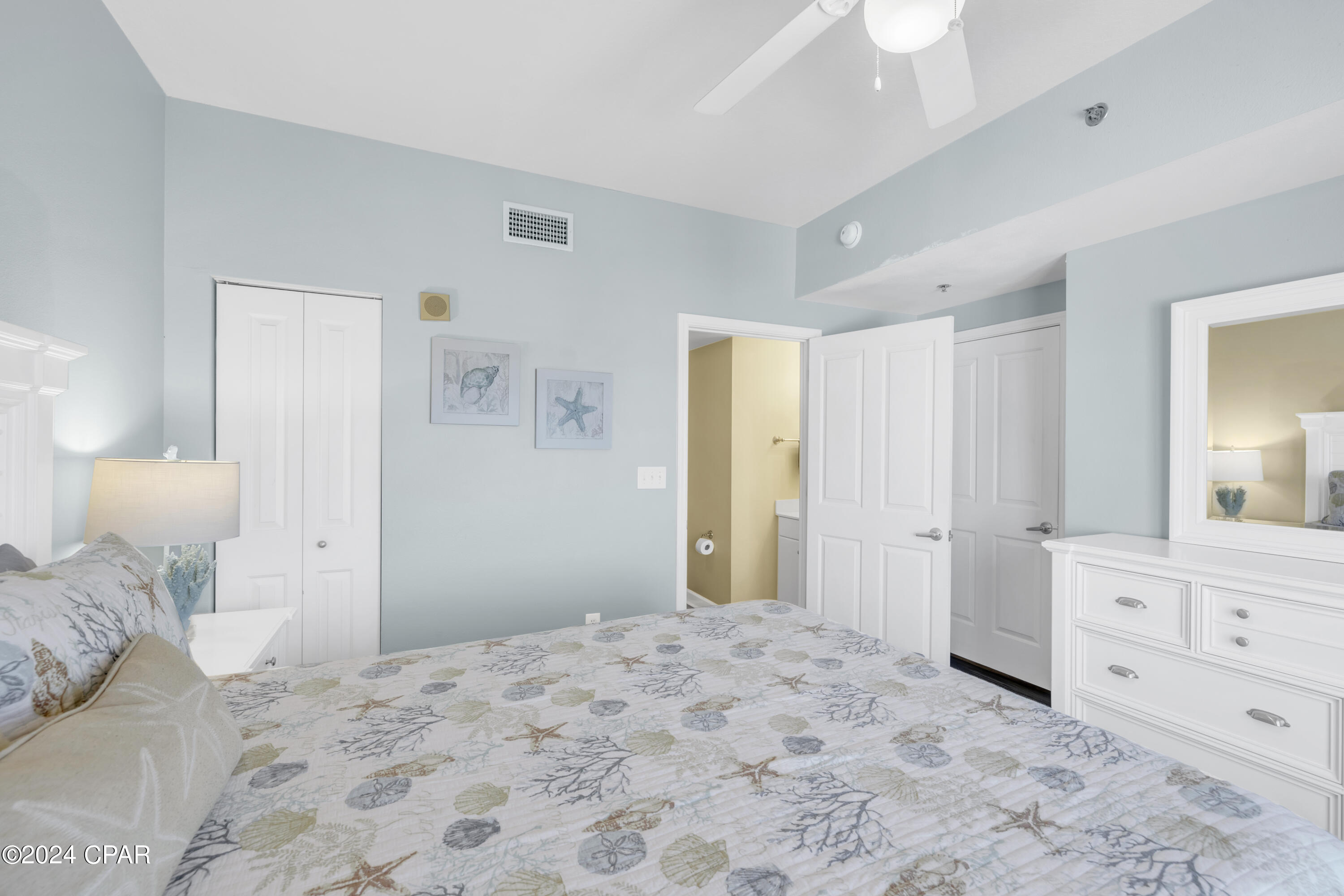 9900 S Thomas Drive 1825