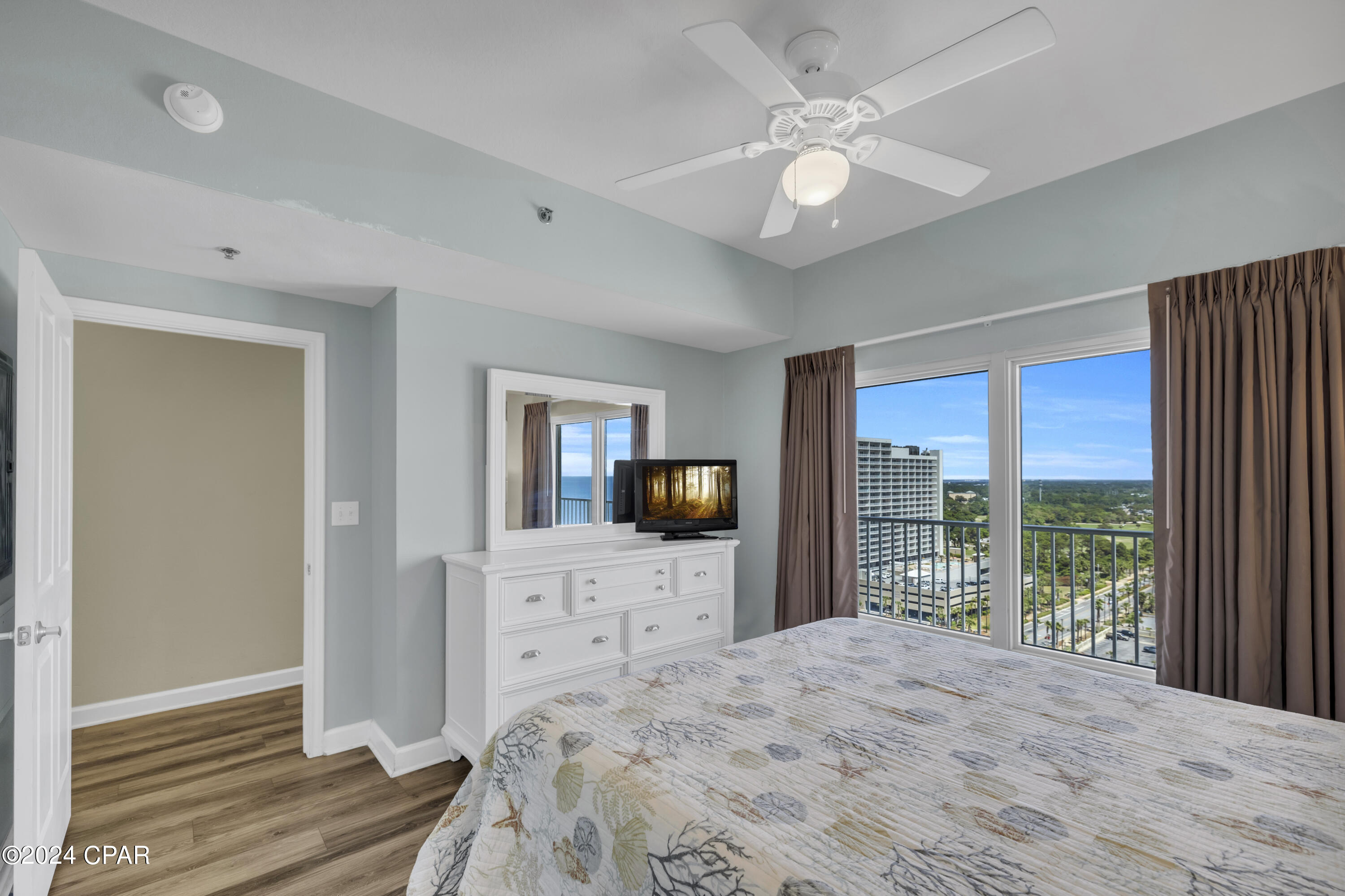 9900 S Thomas Drive 1825