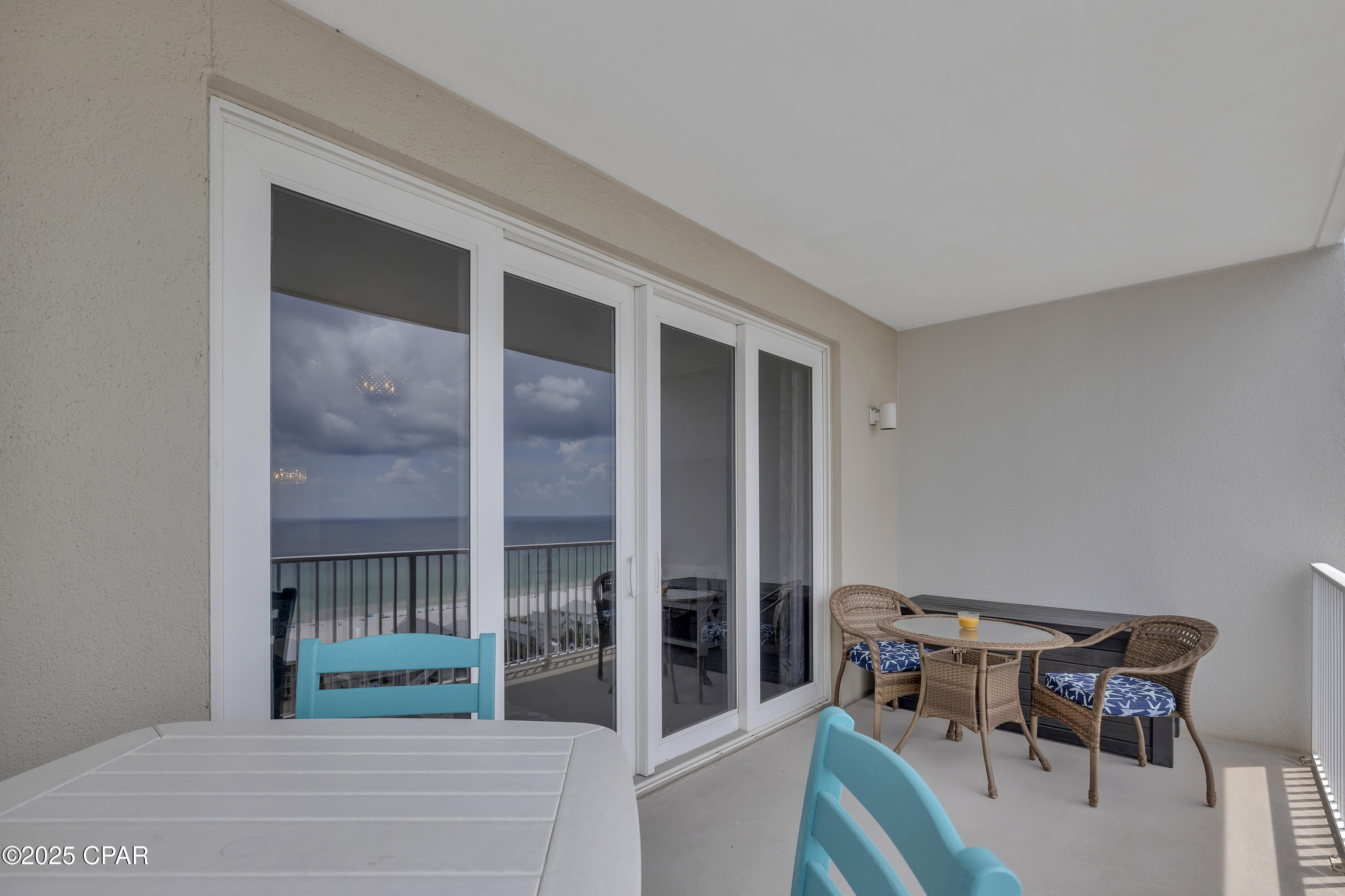 9860 S Thomas Drive 1304