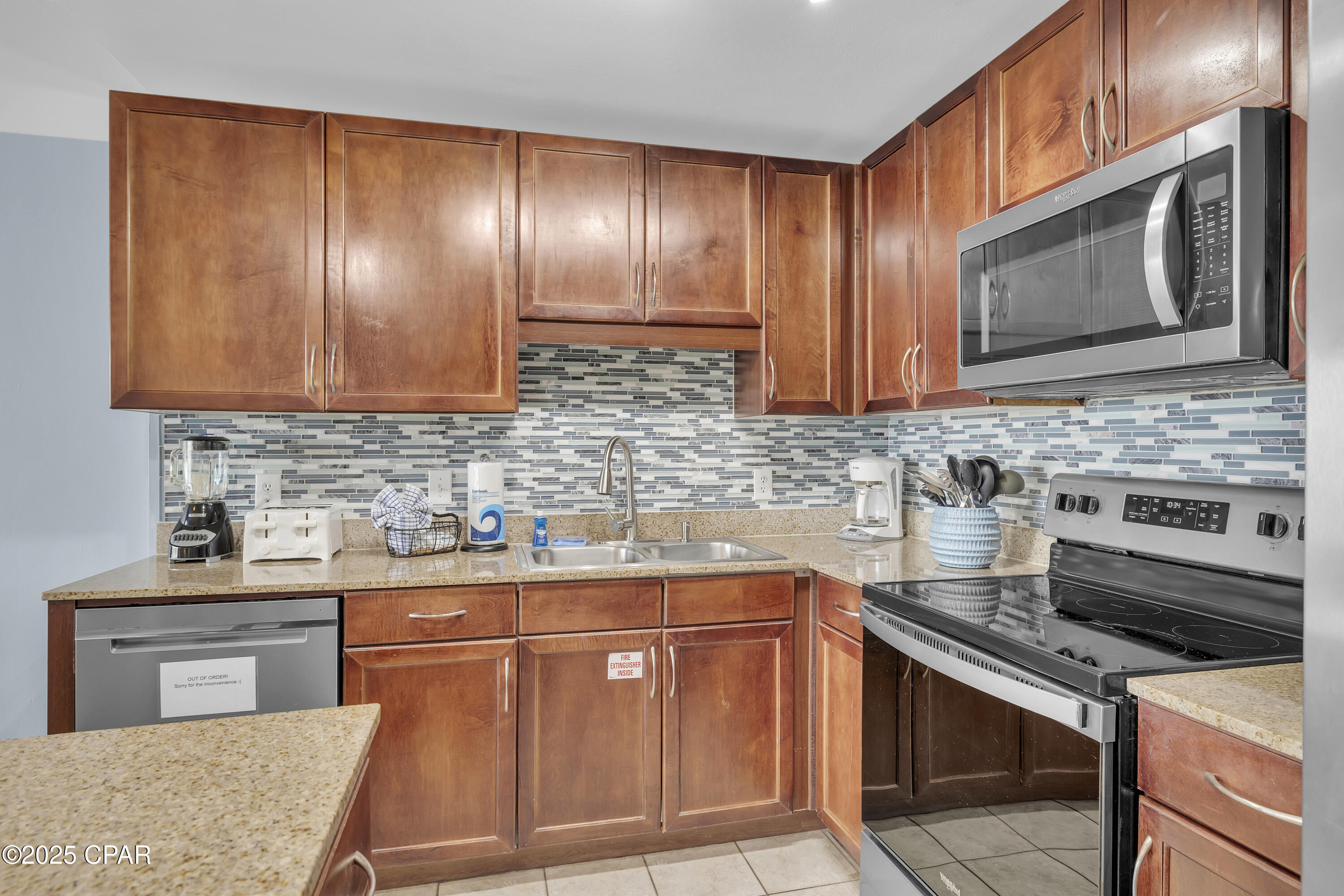 9860 S Thomas Drive 921