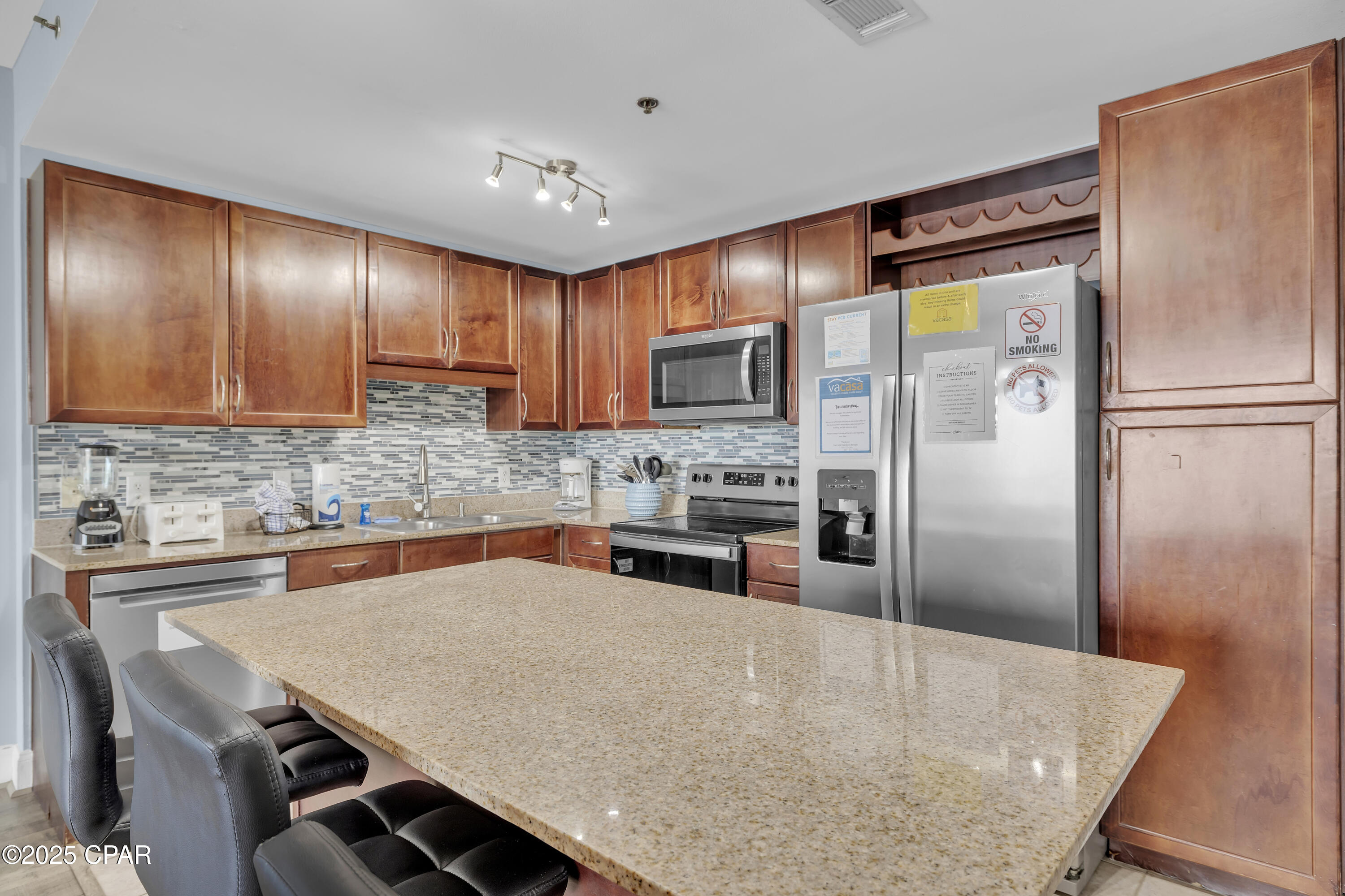 9860 S Thomas Drive 921