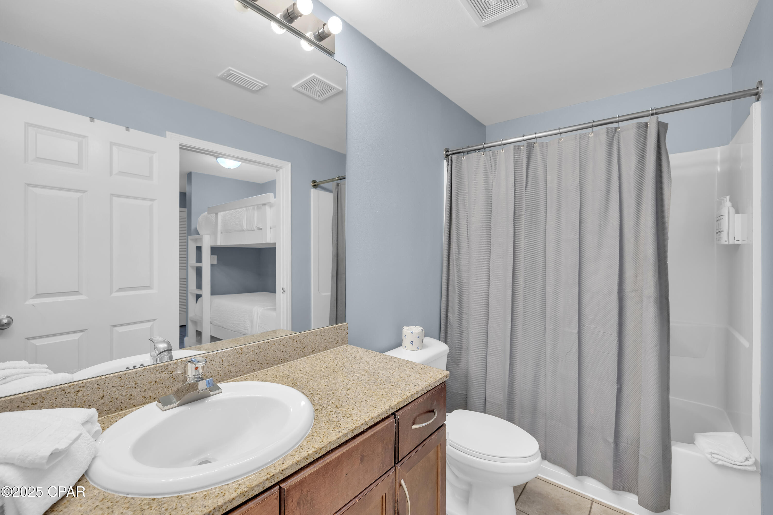 9860 S Thomas Drive 921