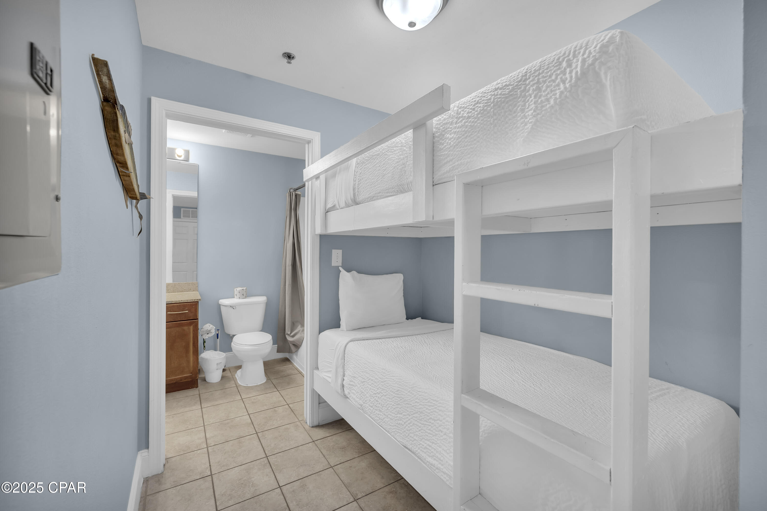 9860 S Thomas Drive 921