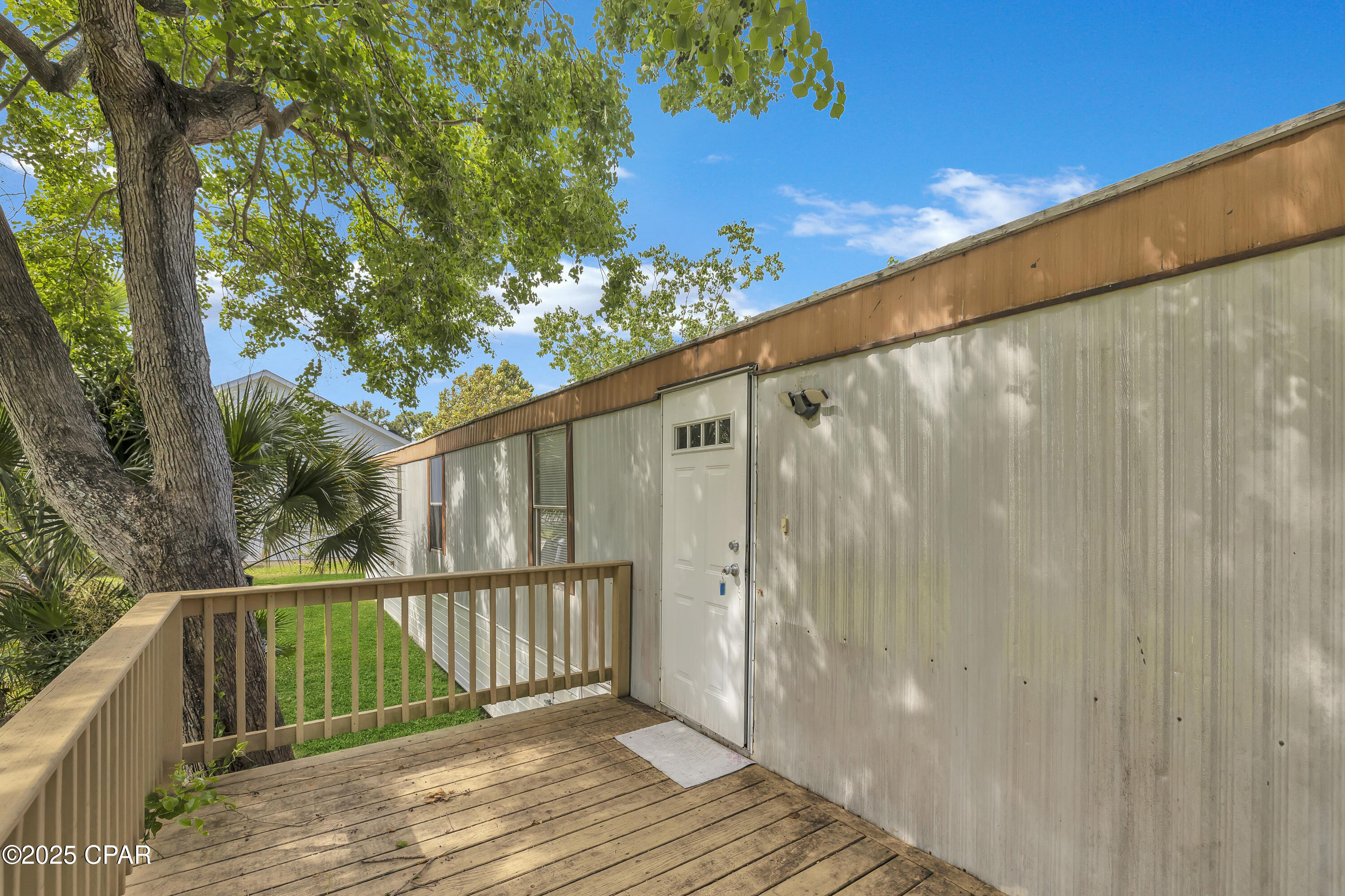 2518 Shady Oak Court