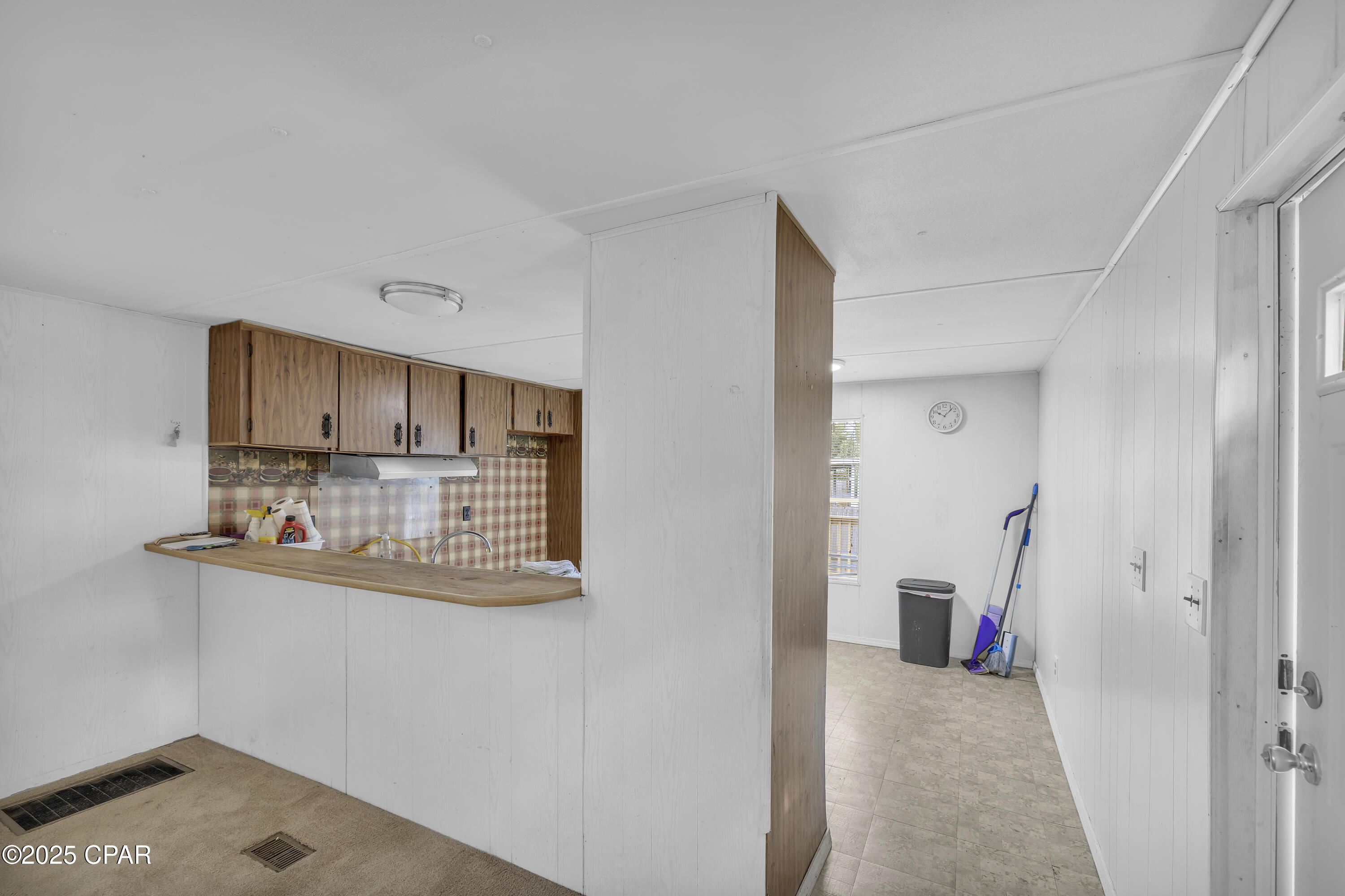 2518 Shady Oak Court