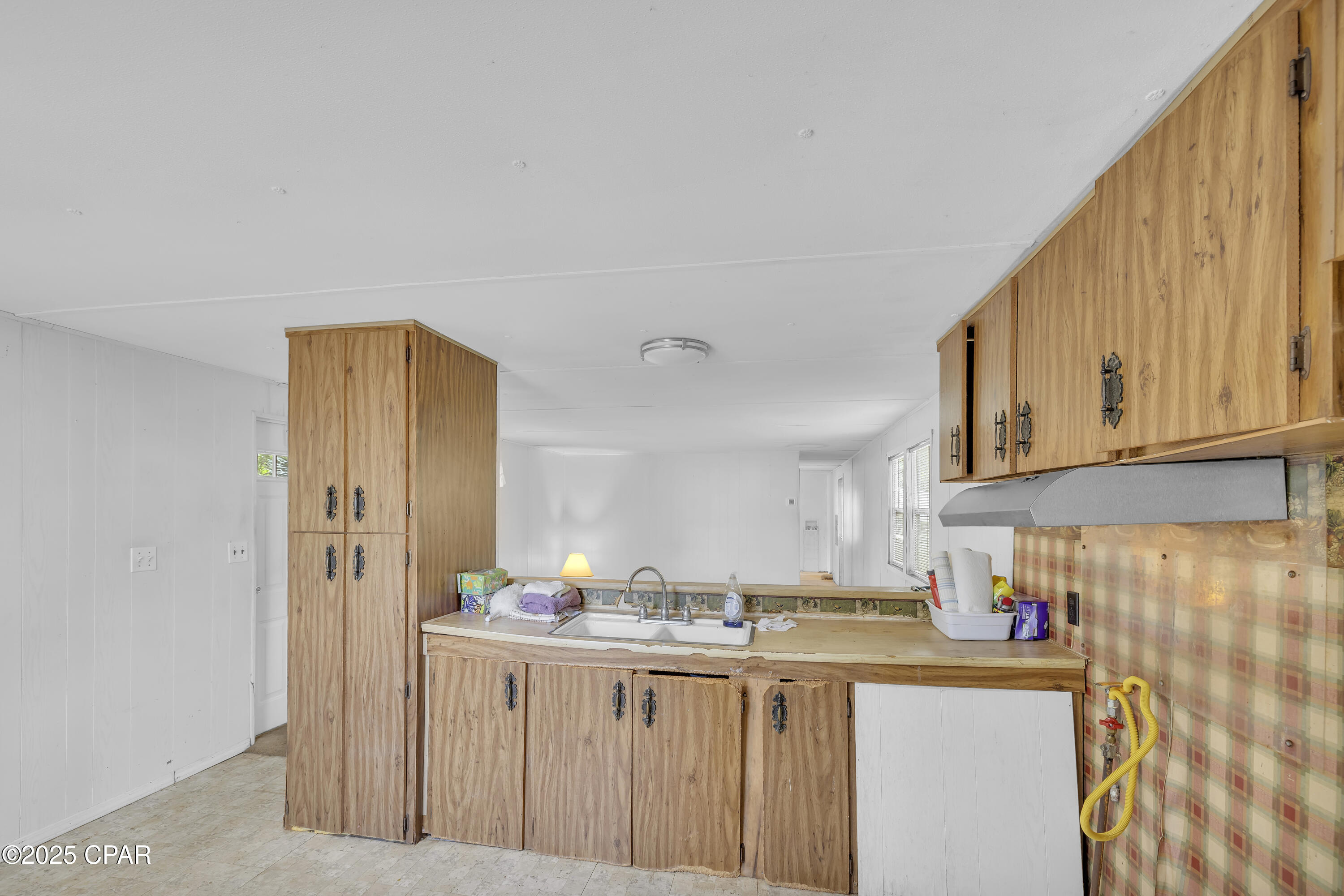 2518 Shady Oak Court