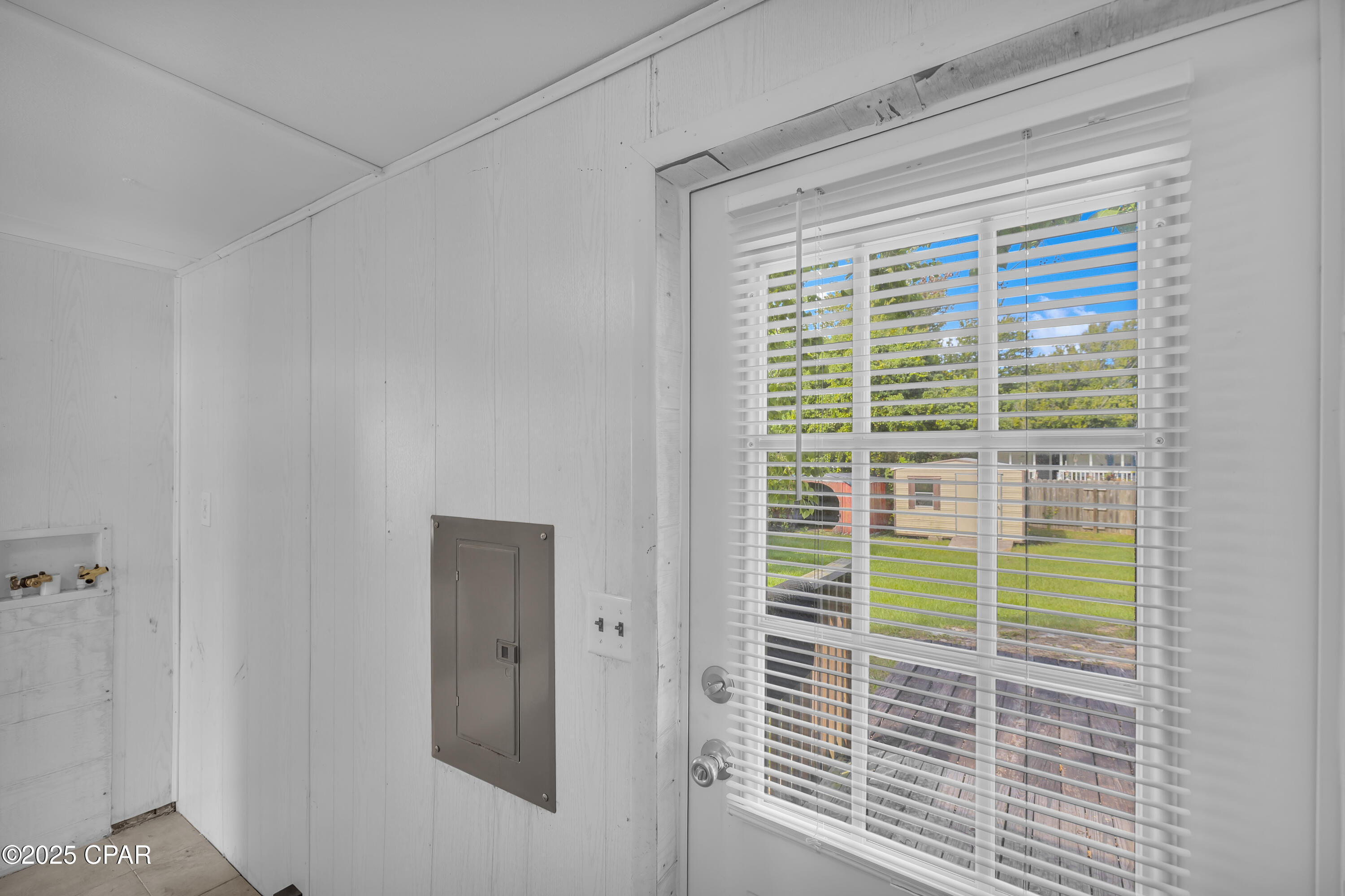 2518 Shady Oak Court