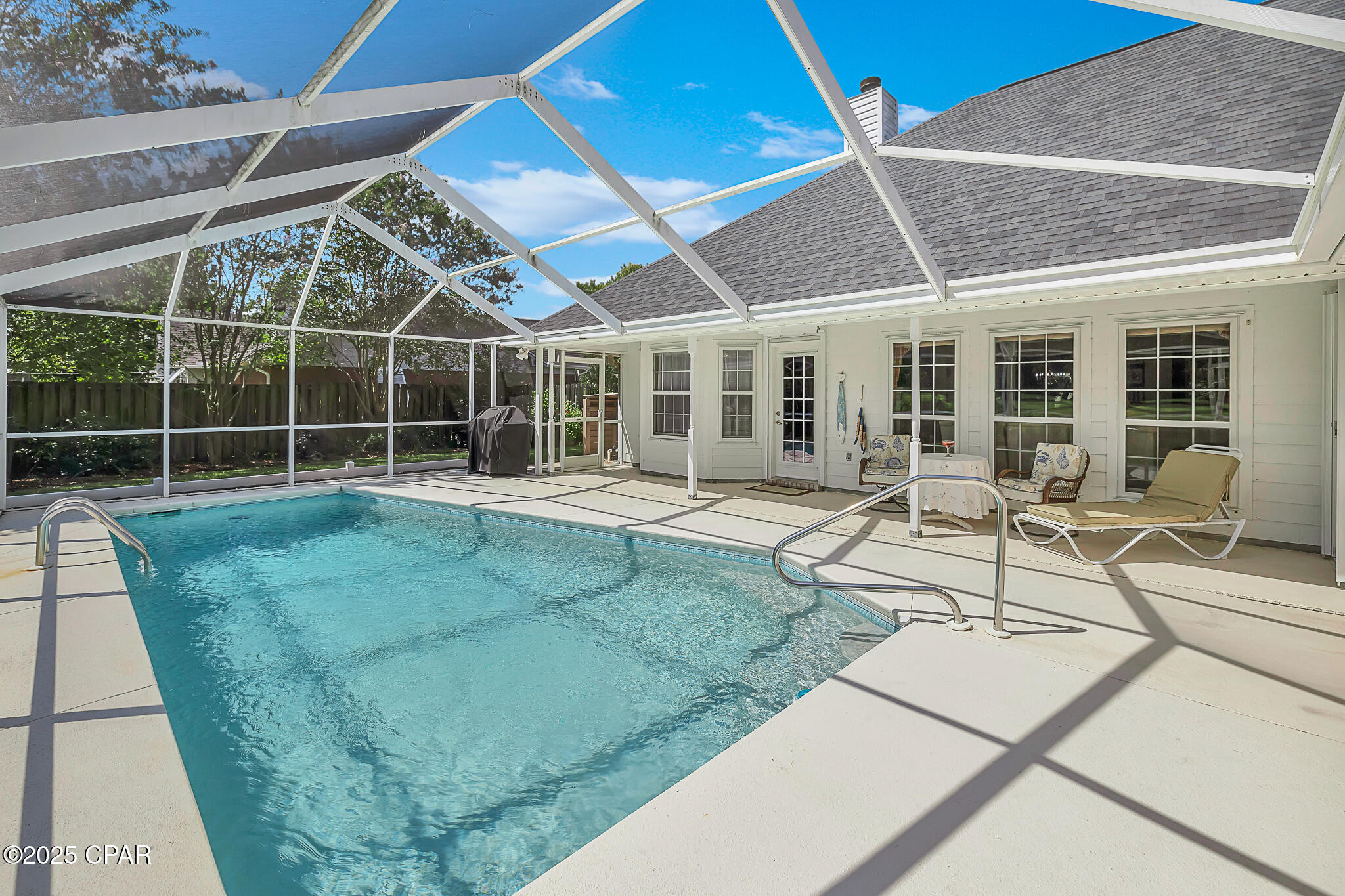242 E Eagle Drive