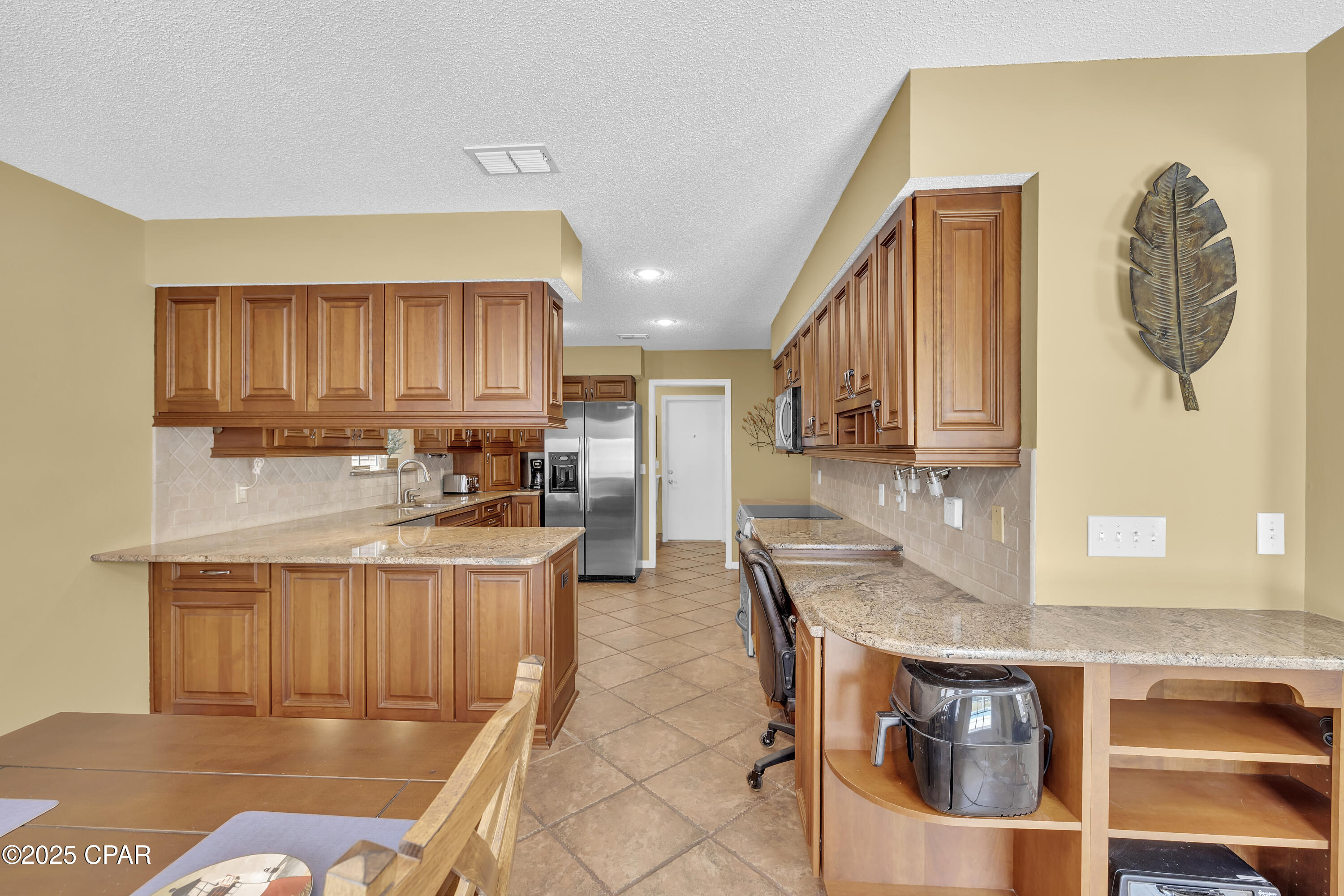 242 E Eagle Drive