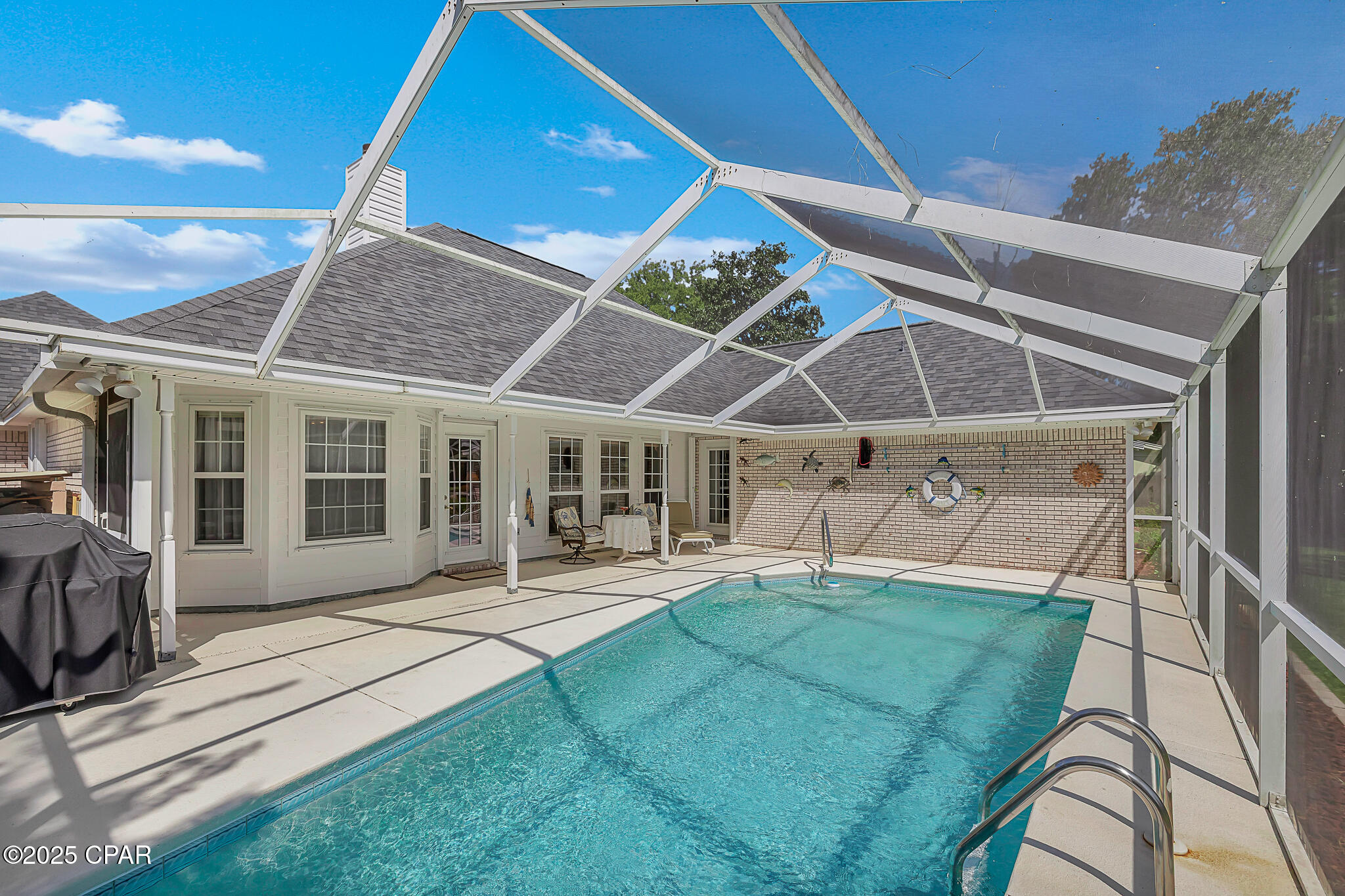 242 E Eagle Drive