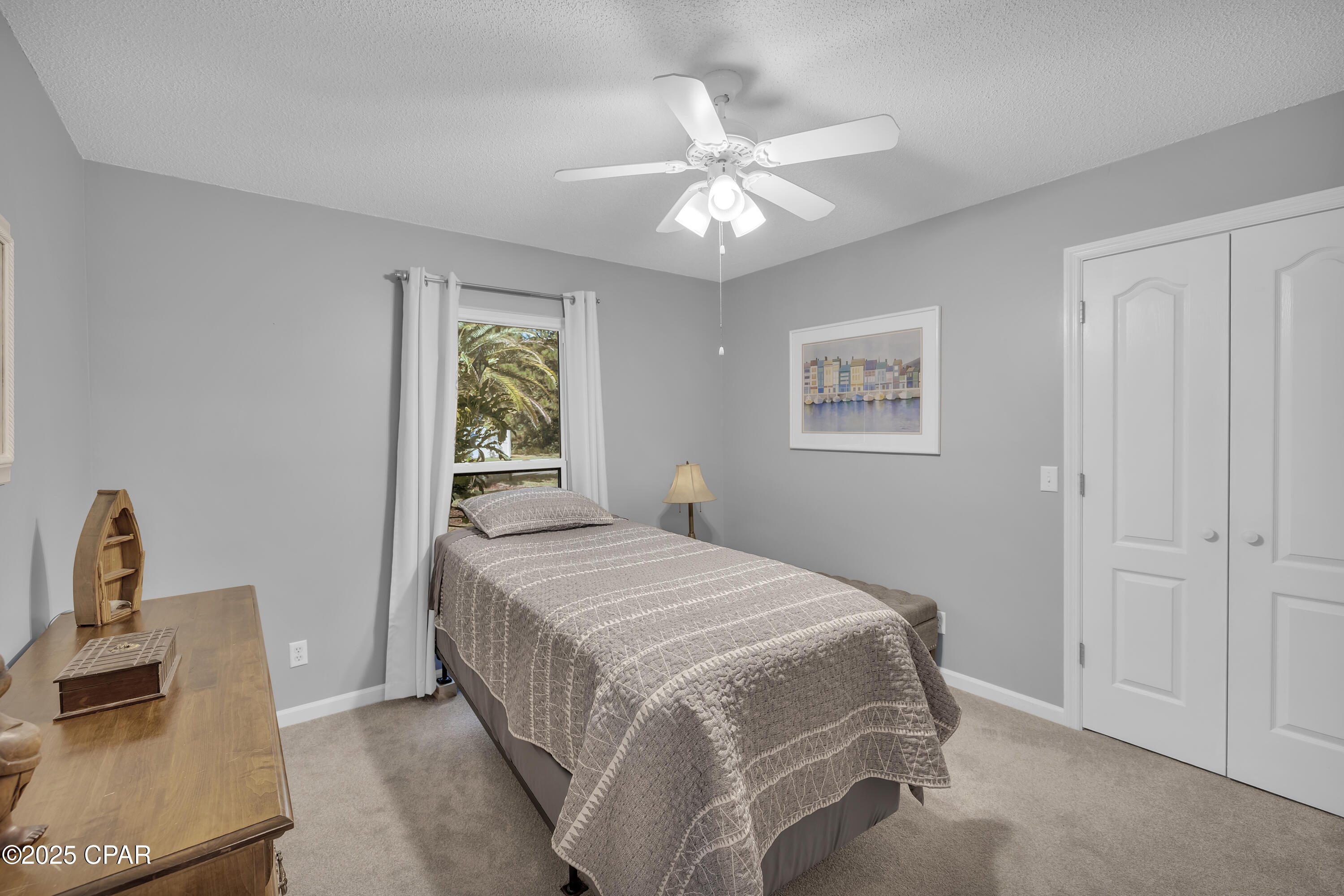 242 E Eagle Drive