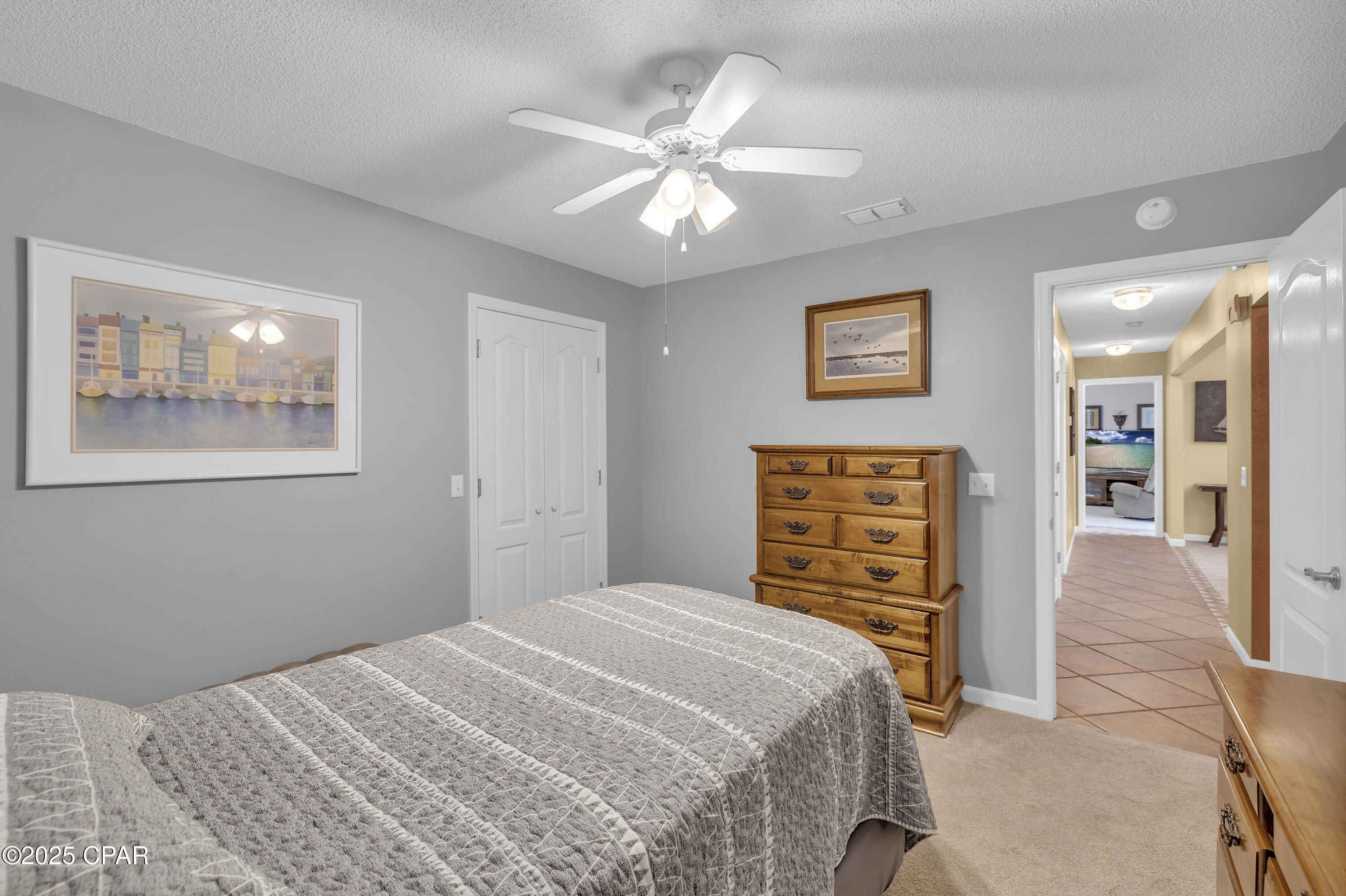242 E Eagle Drive