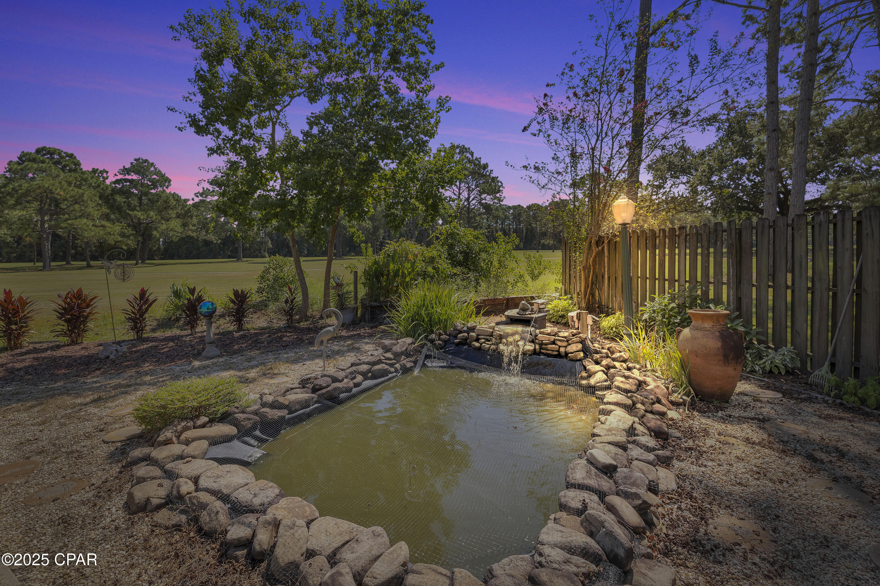 242 E Eagle Drive