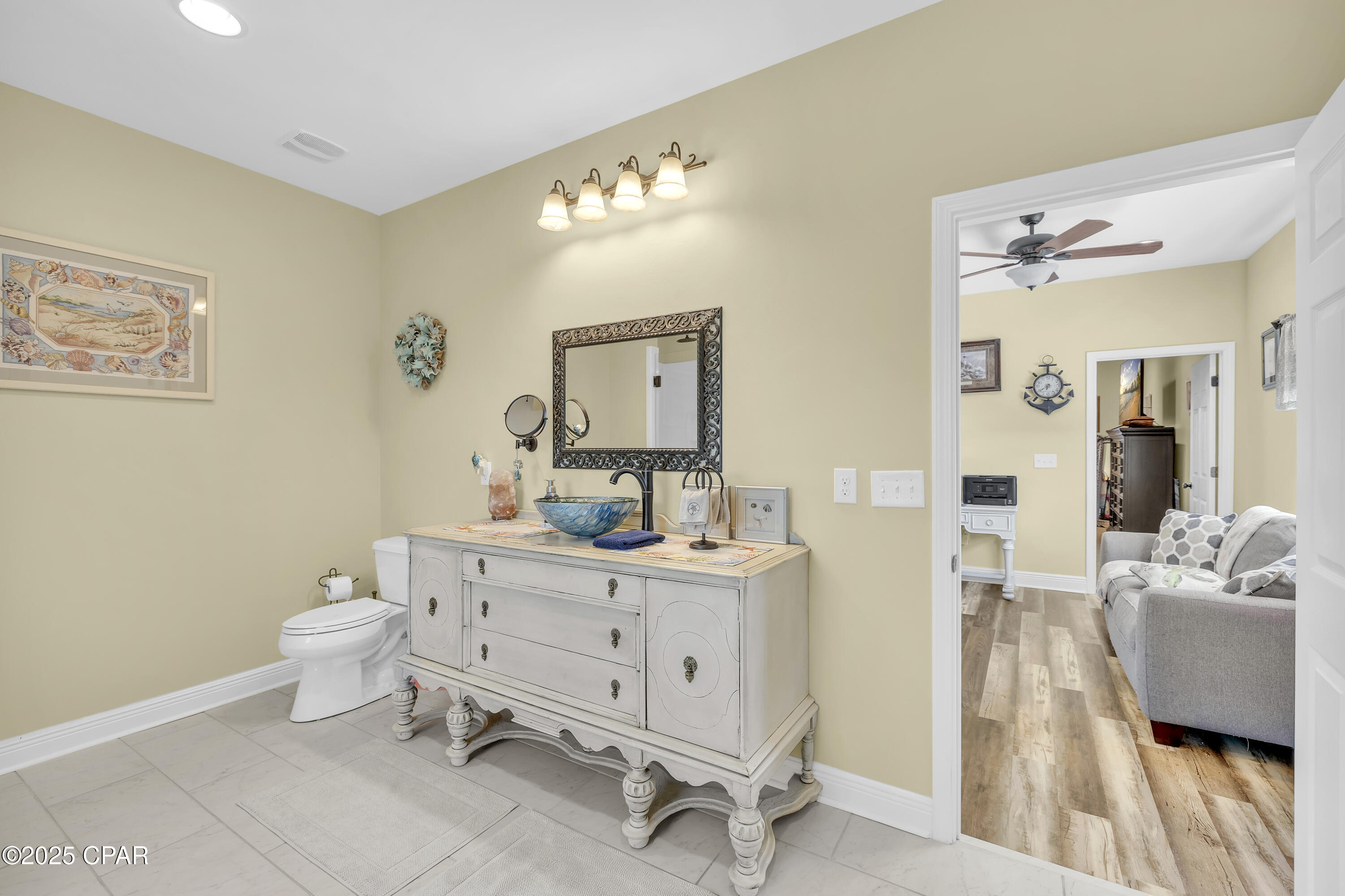 3530 Treasure Circle