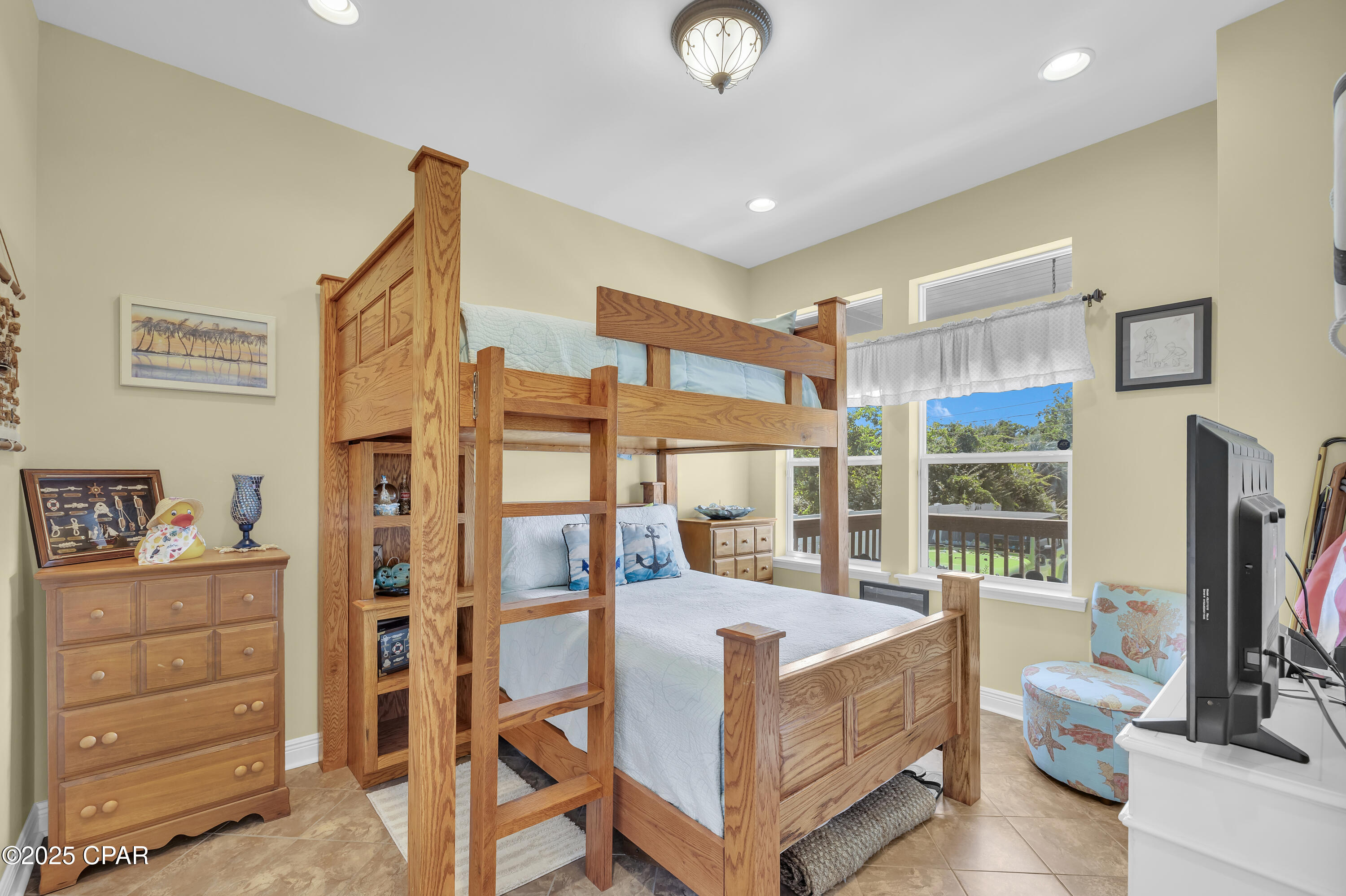 3530 Treasure Circle