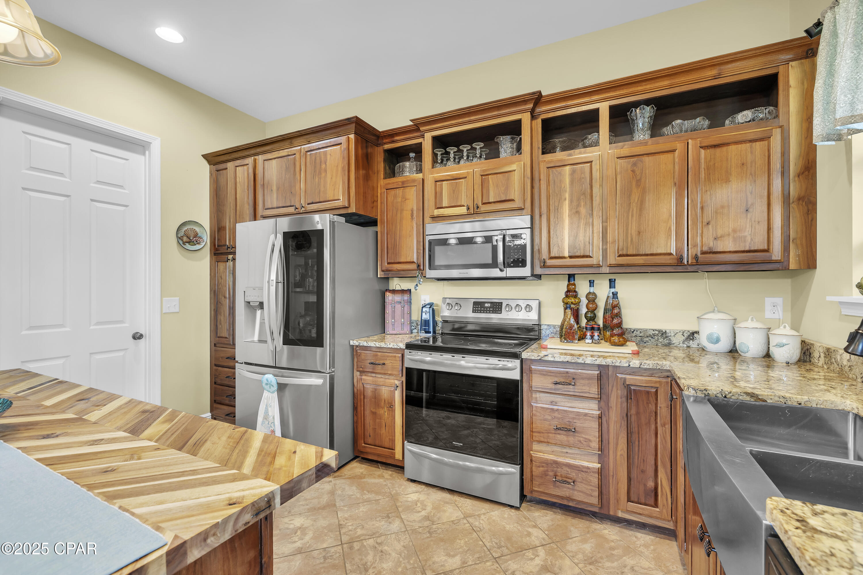 3530 Treasure Circle