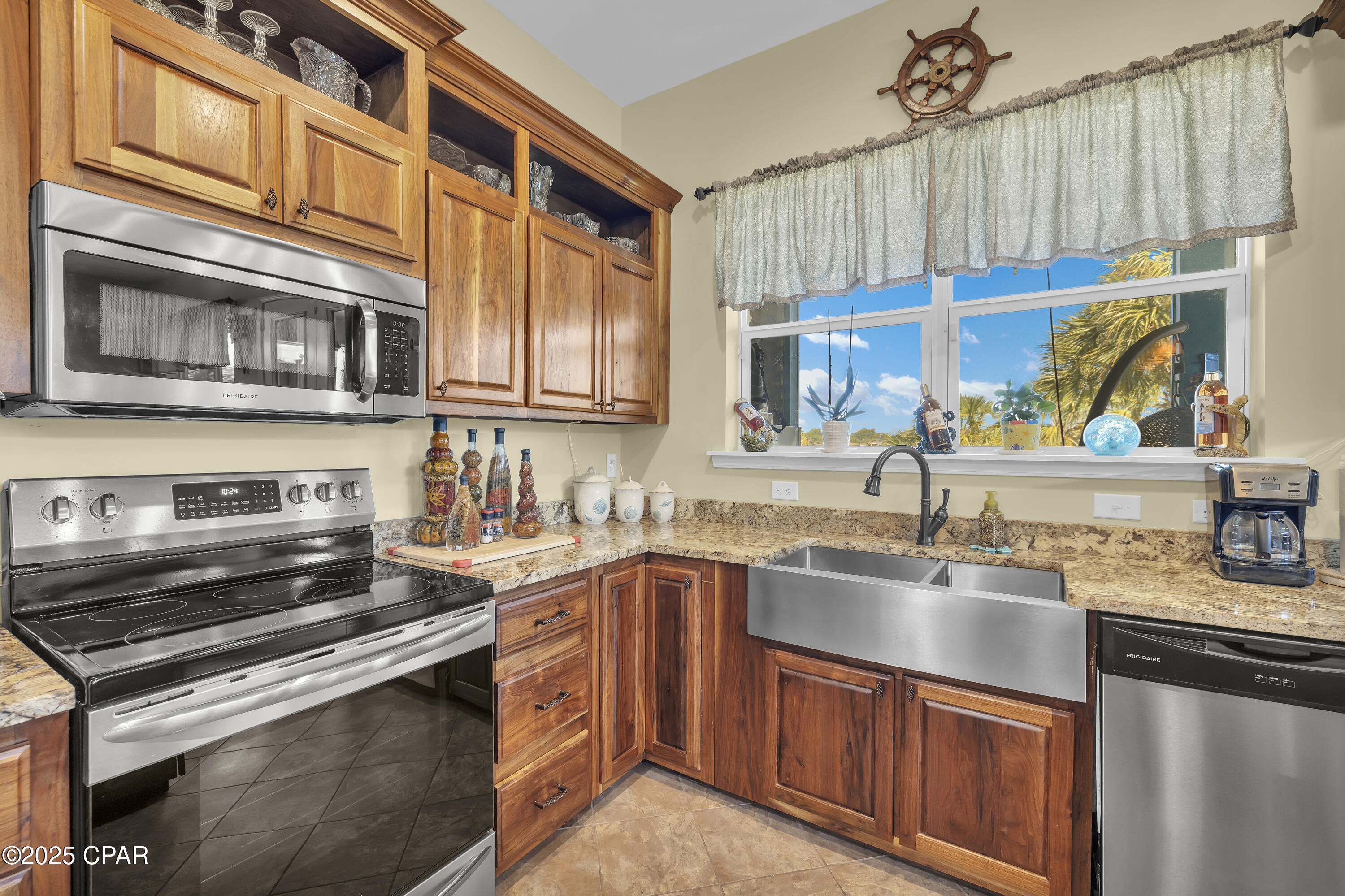 3530 Treasure Circle