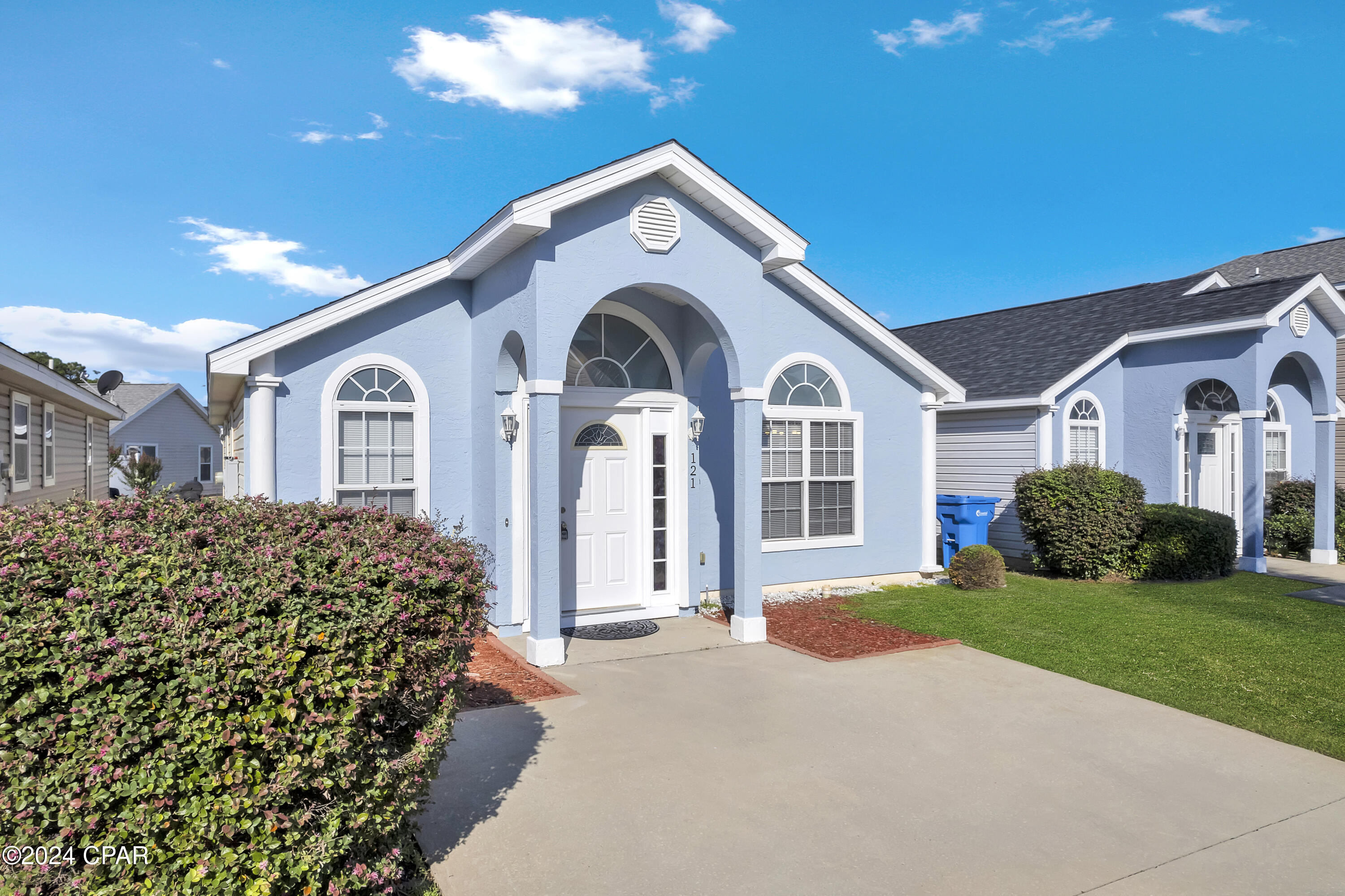 121 Seagrass Way