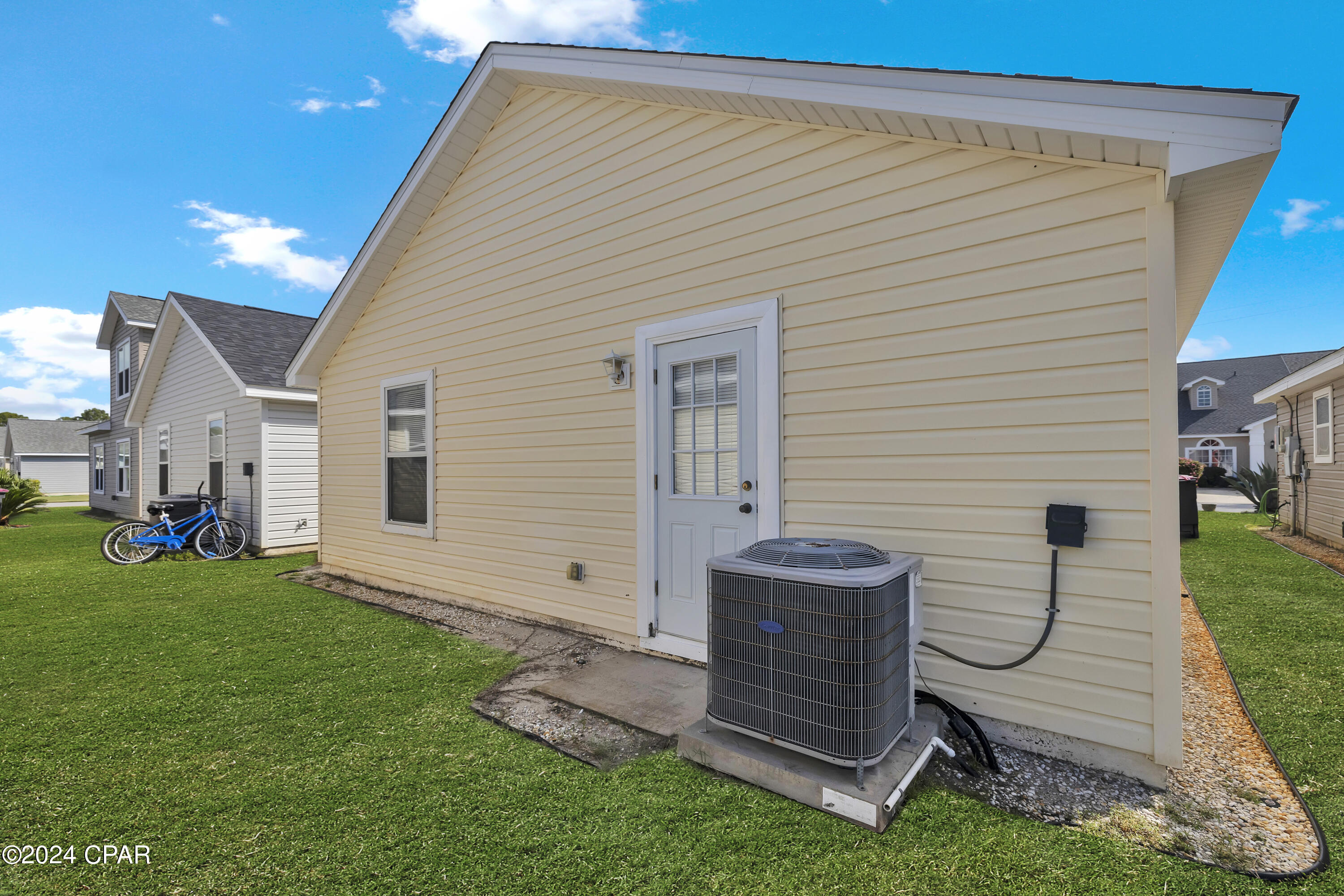 121 Seagrass Way