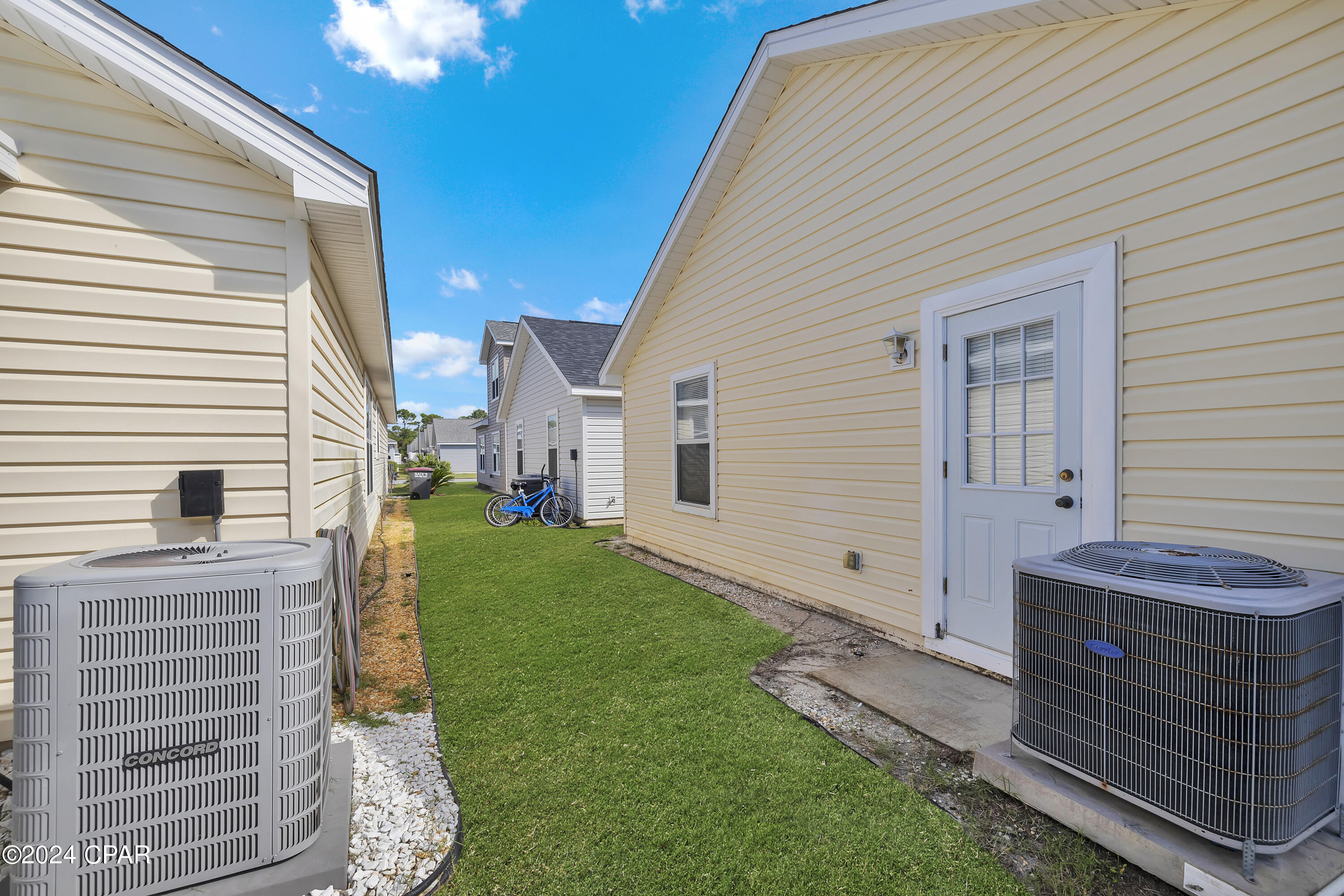 121 Seagrass Way