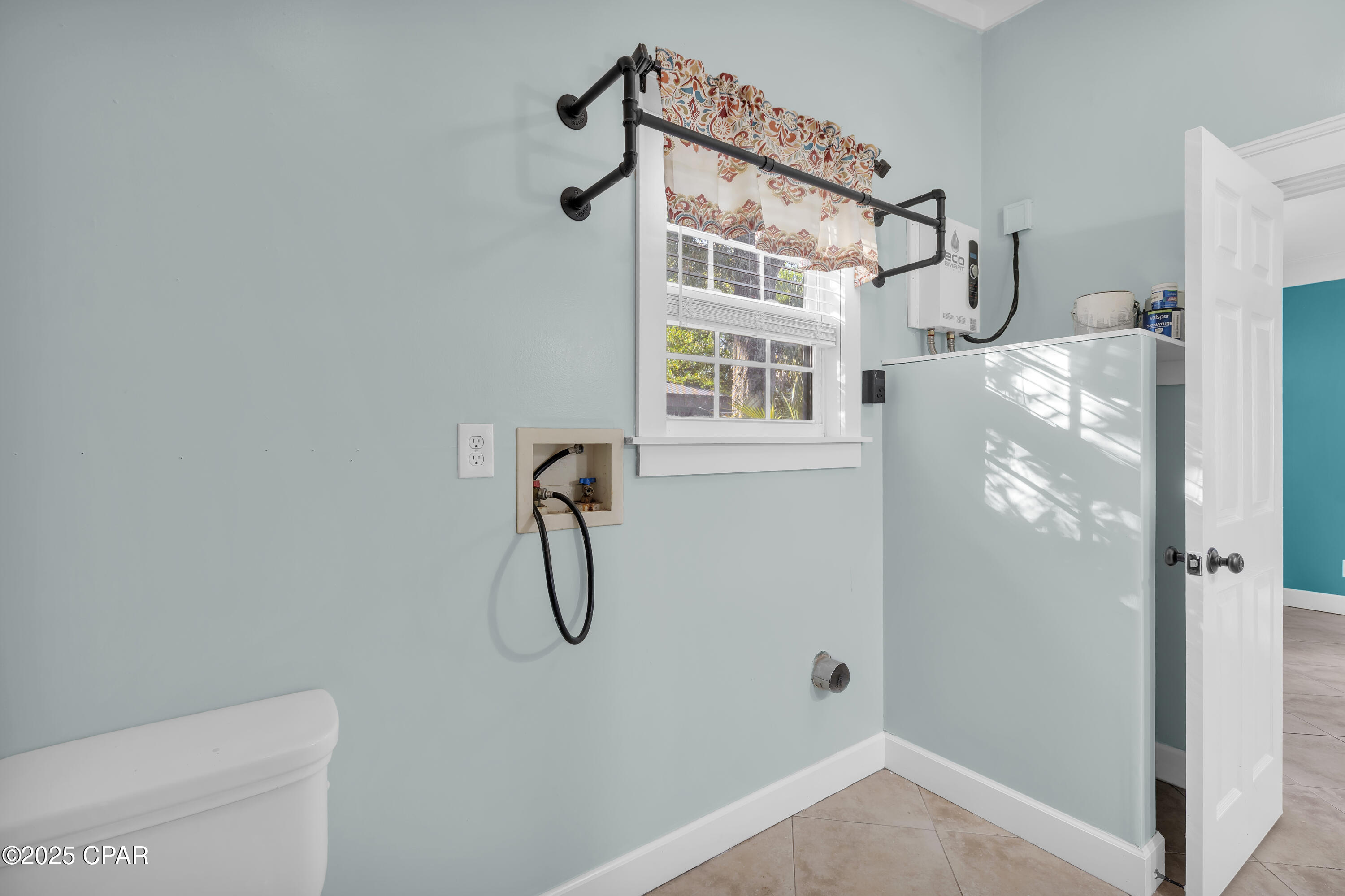 1615 Molitor Avenue, Panama City