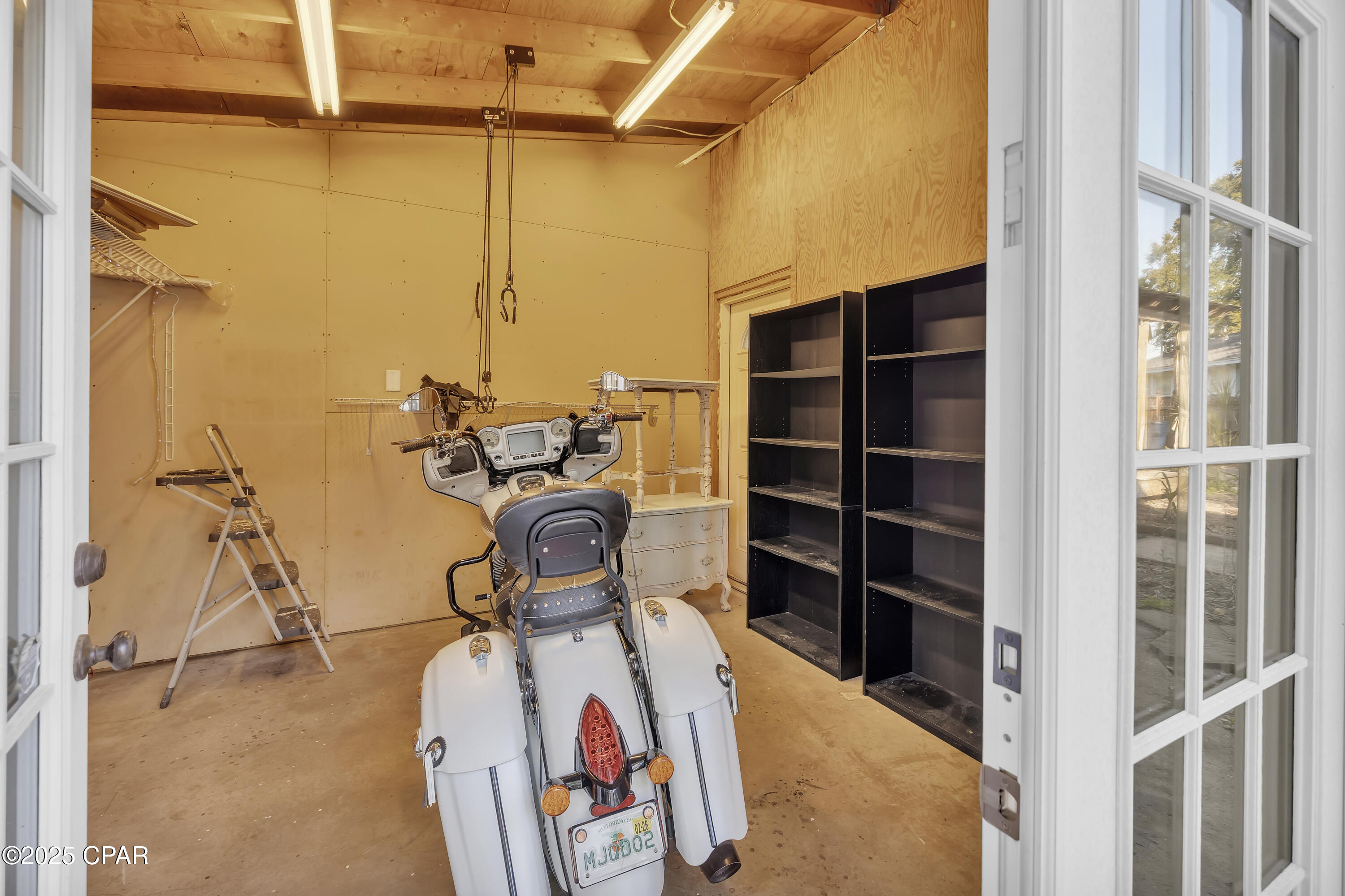 1615 Molitor Avenue, Panama City